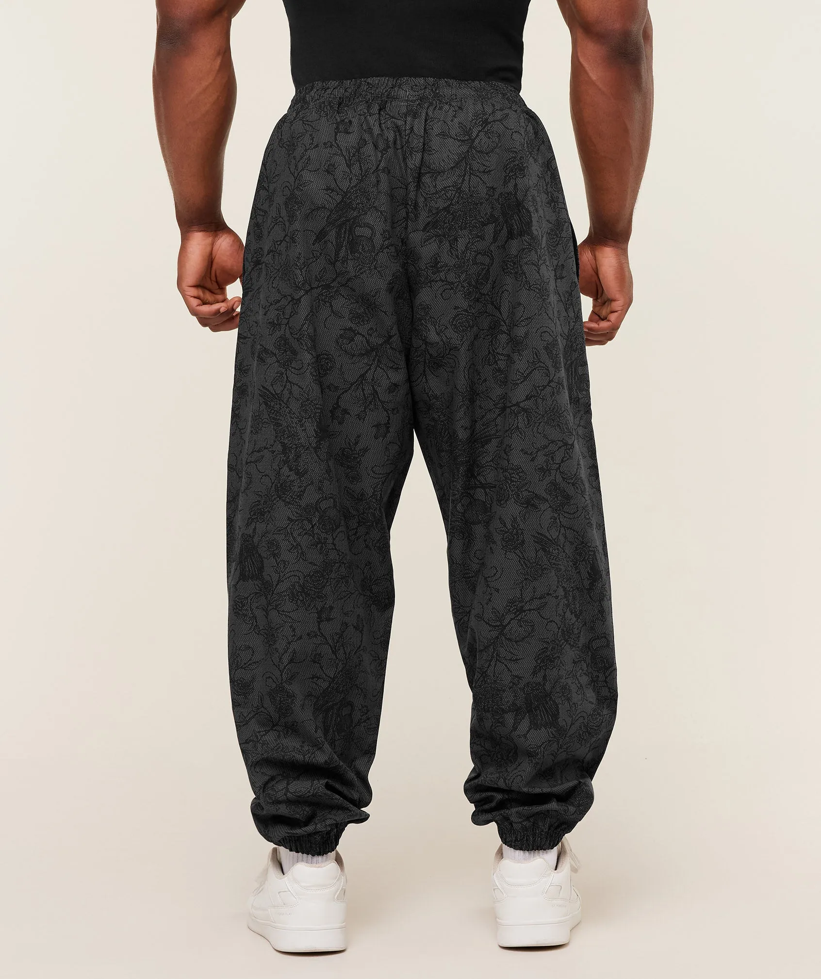 Gymshark Pumper Pants - Black/Onyx Grey sold by Gymshark product image thumbnail 2