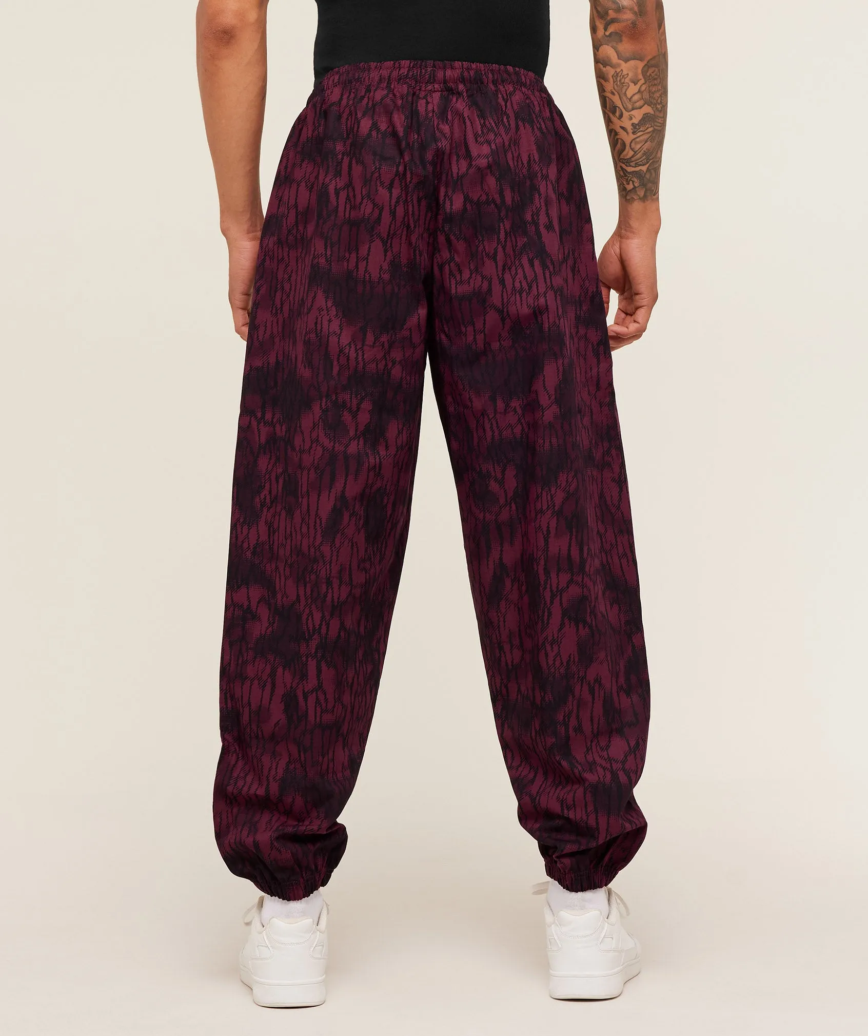 Gymshark Pumper Pants - Strong Pink sold by Gymshark product image thumbnail 2