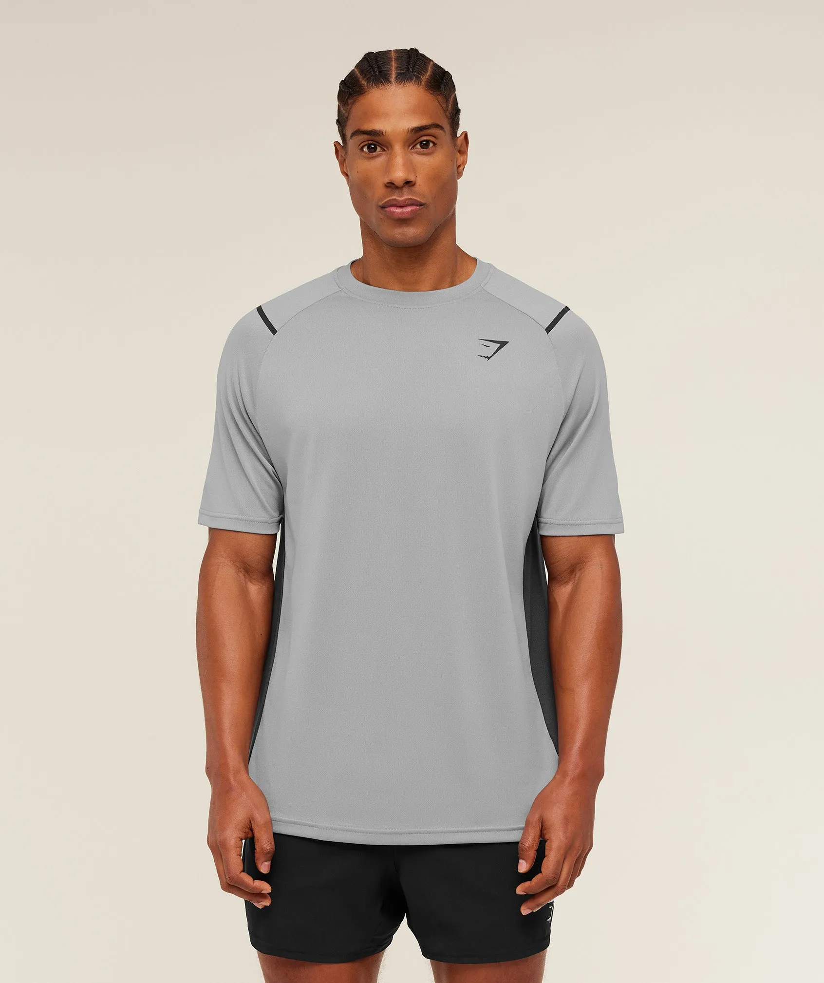 Gymshark Arrival Contrast T-Shirt - Smokey Grey / Onyx Grey sold by Gymshark product image thumbnail 4
