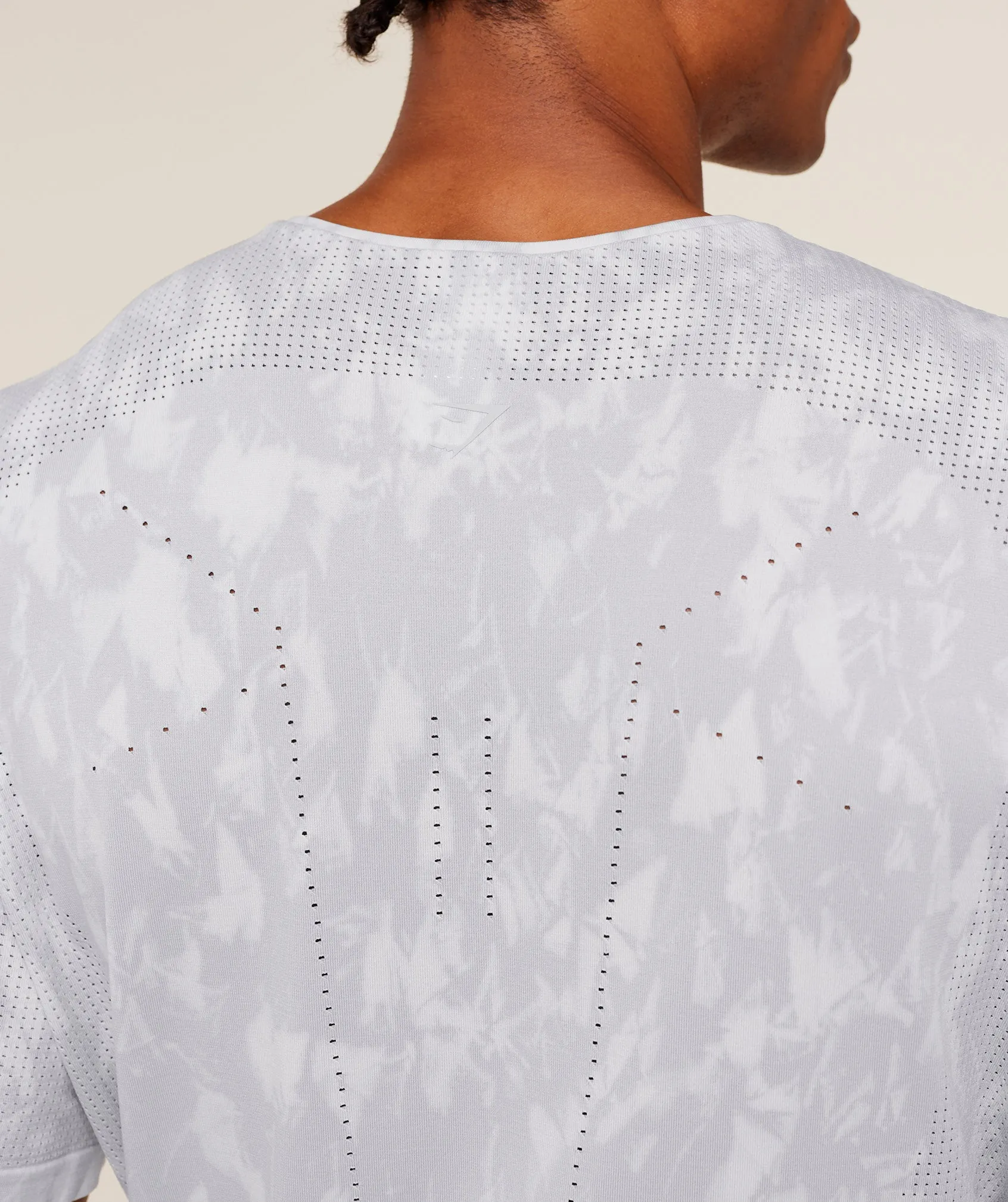 Gymshark Distance Seamless T-Shirt - Light Grey / Light Grey / ACID WASH sold by Gymshark product image thumbnail 5