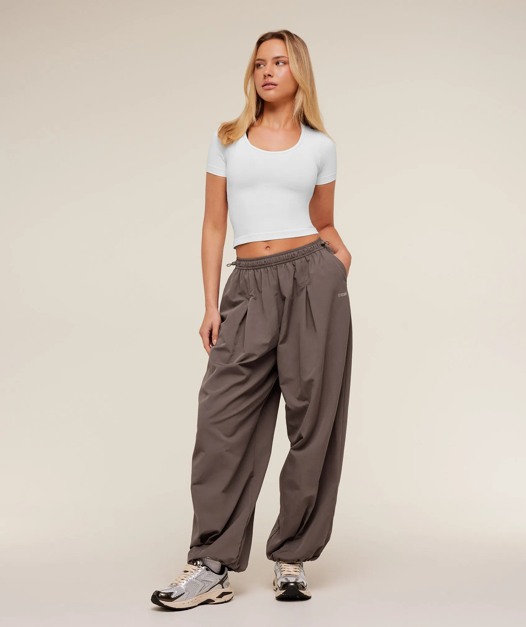 Gymshark Weekend Lifestyle Parachute Pant - Cool Brown sold by Gymshark product image thumbnail 4