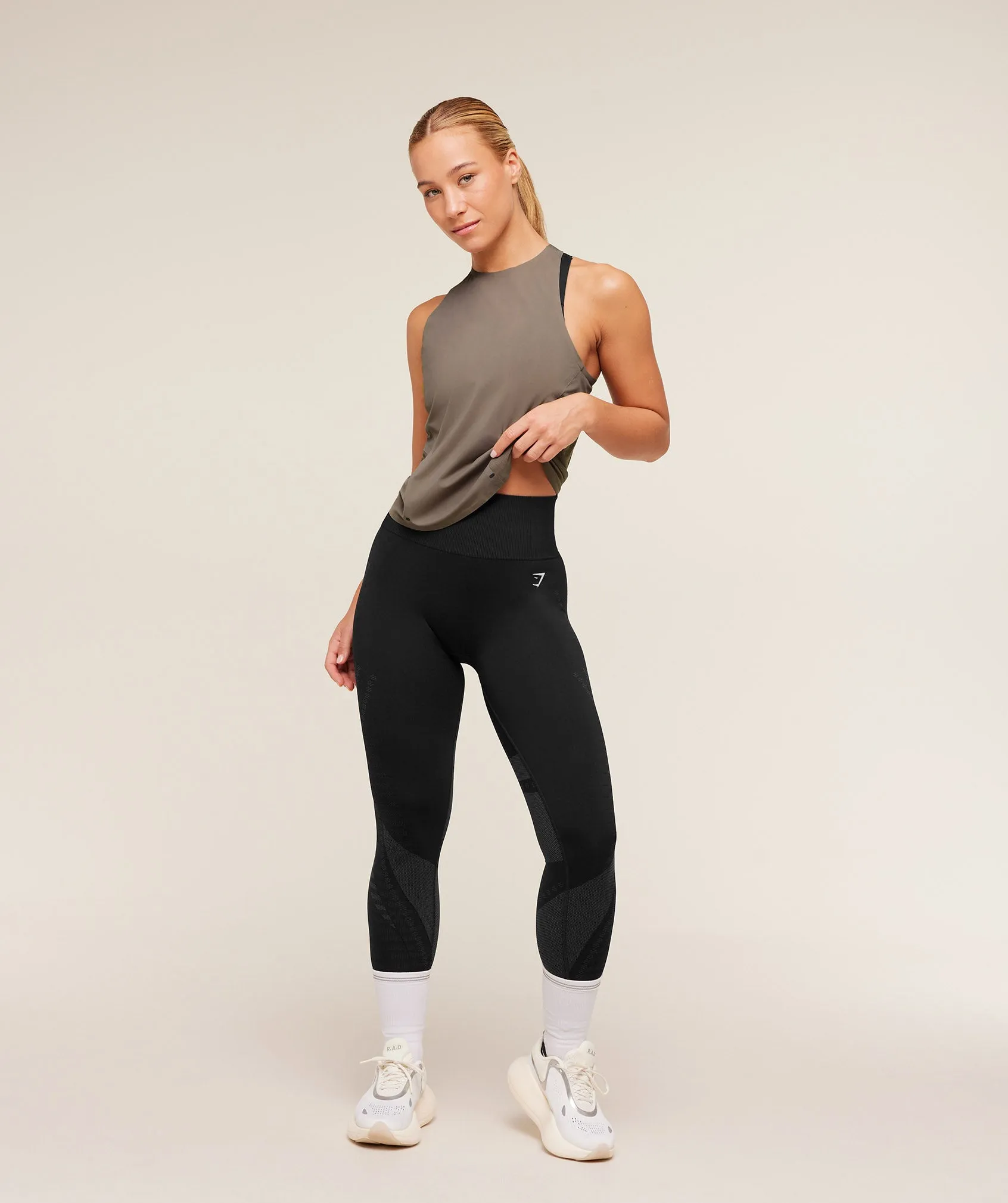 Gymshark Running Elite Loose Fit Tank - Camo Brown sold by Gymshark product image thumbnail 4