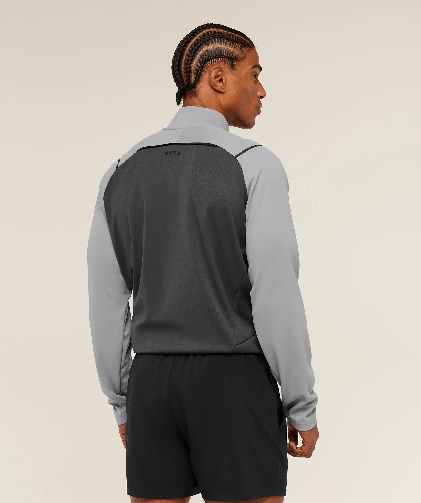 Gymshark Arrival Contrast 1/4 Zip - Smokey Grey / Onyx Grey sold by Gymshark product image thumbnail 2