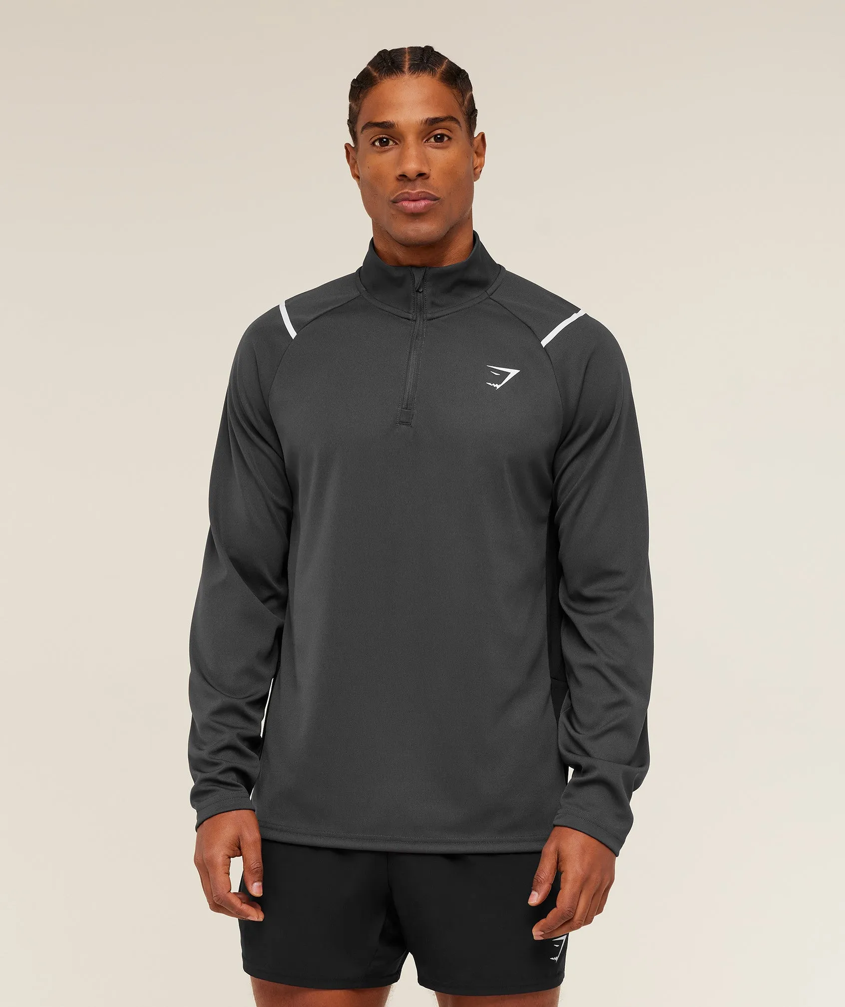 Gymshark Arrival Contrast 1/4 Zip - GS Onyx Grey/GS Black sold by Gymshark product image thumbnail 4