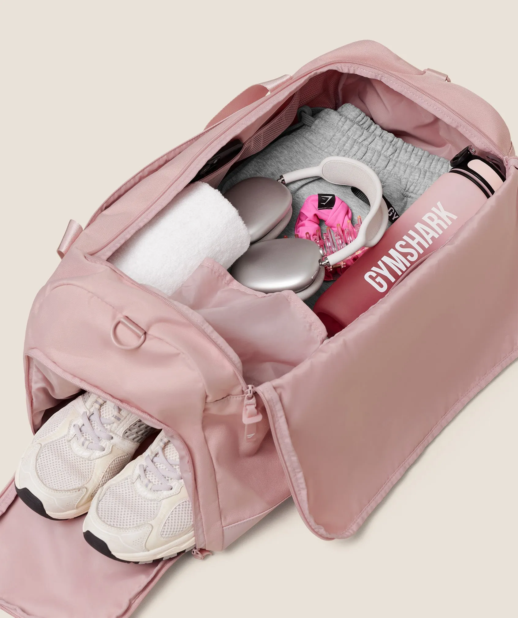 Gymshark Everyday Holdall Small - Light Pink sold by Gymshark product image thumbnail 2