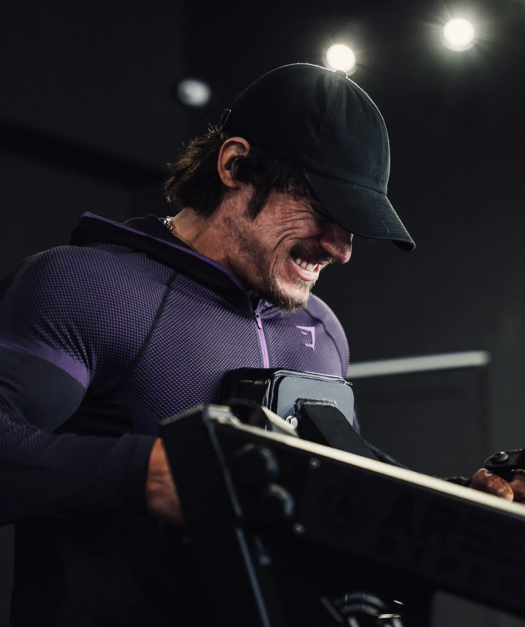 Gymshark Onyx 5.0 Seamless Hoodie - Black/Athletic Purple sold by Gymshark product image thumbnail 2