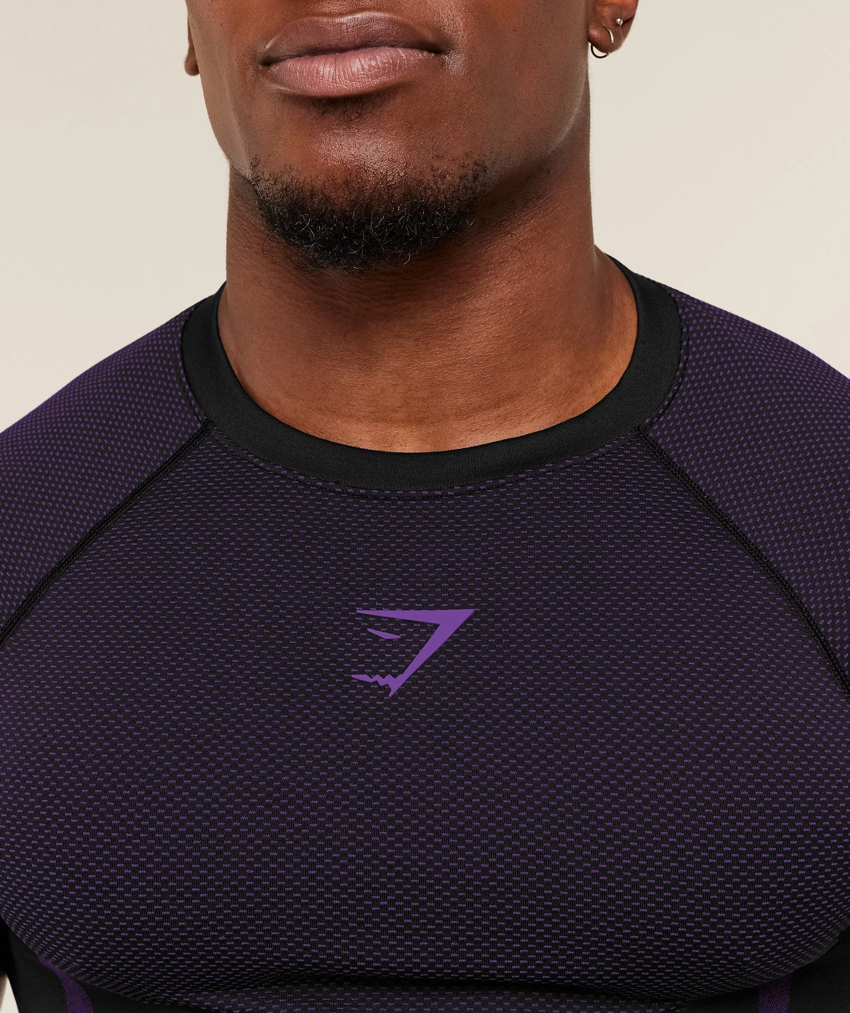 Gymshark Onyx 5.0 Seamless T-Shirt - Black/Athletic Purple sold by Gymshark product image thumbnail 4