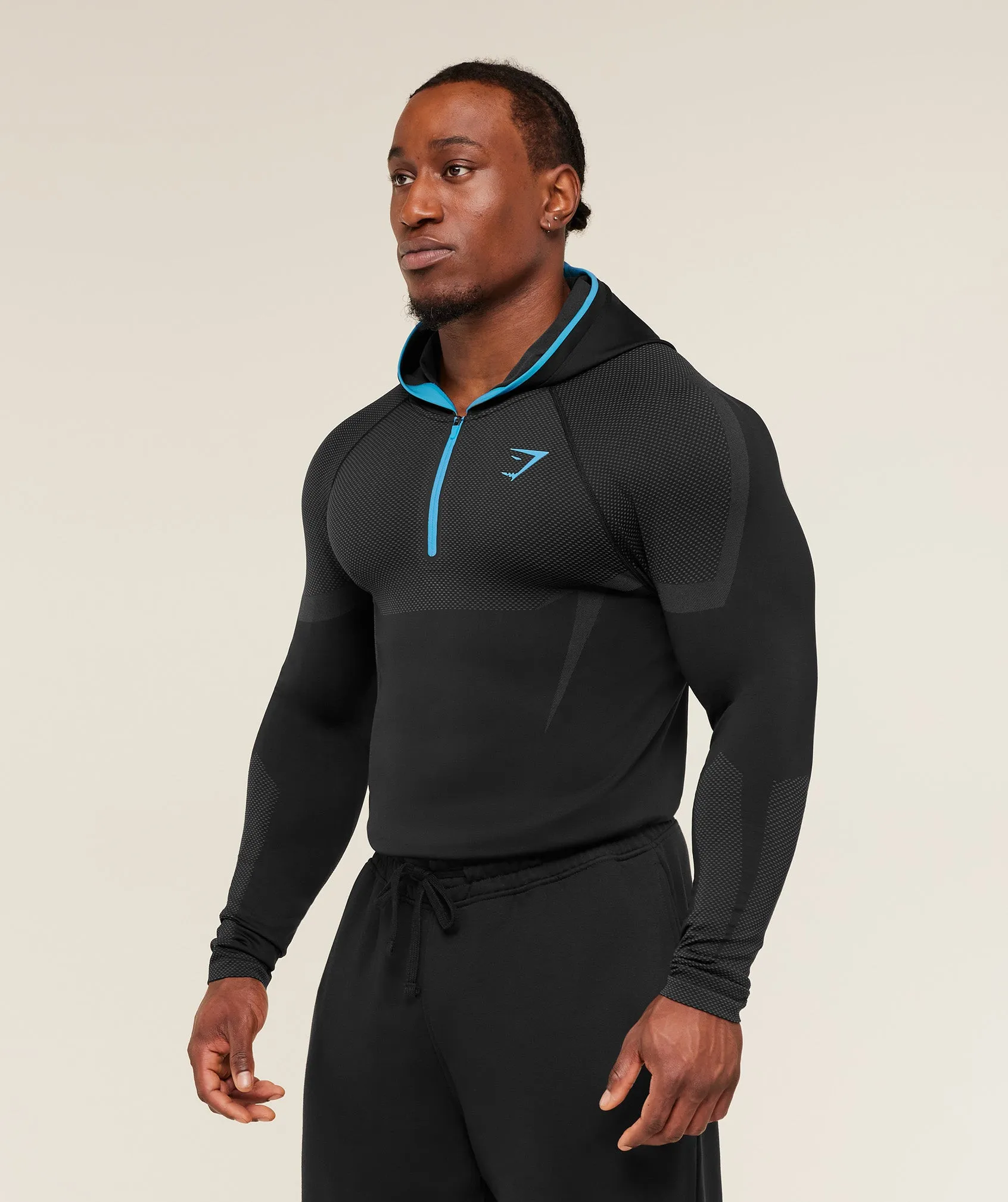 Gymshark Onyx 5.0 Seamless Hoodie - Black/Onyx Grey sold by Gymshark product image thumbnail 3