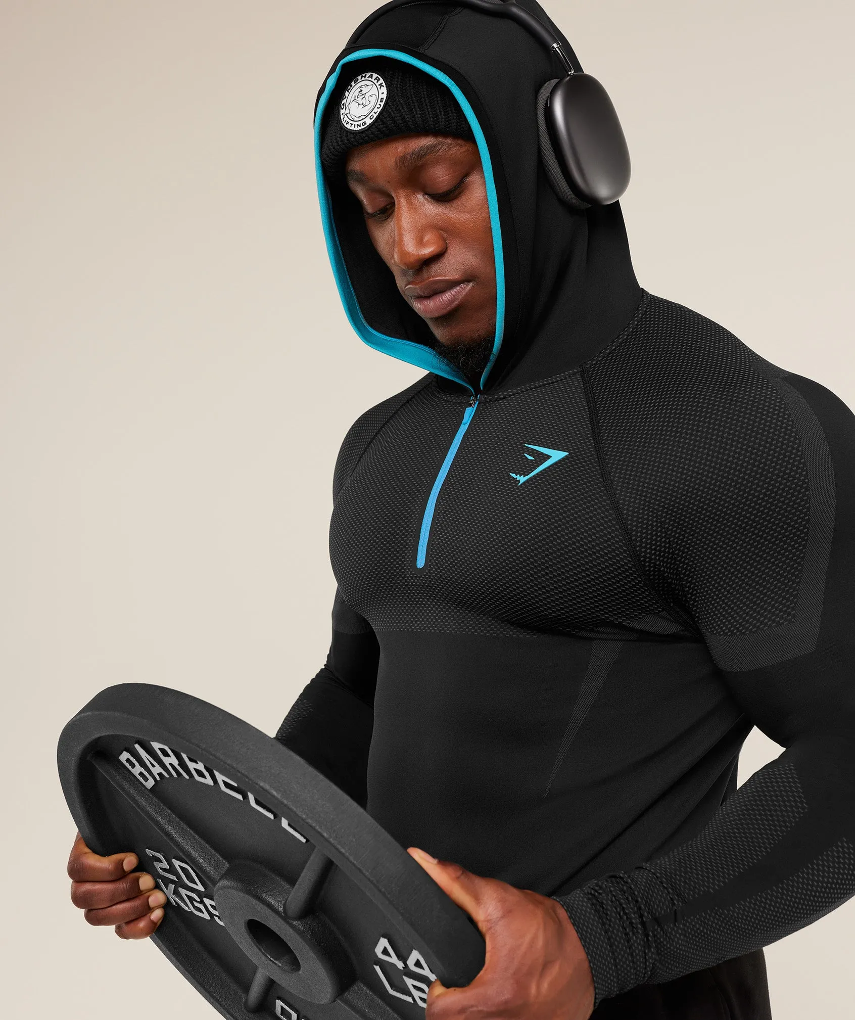Gymshark Onyx 5.0 Seamless Hoodie - Black/Onyx Grey sold by Gymshark product image thumbnail 4