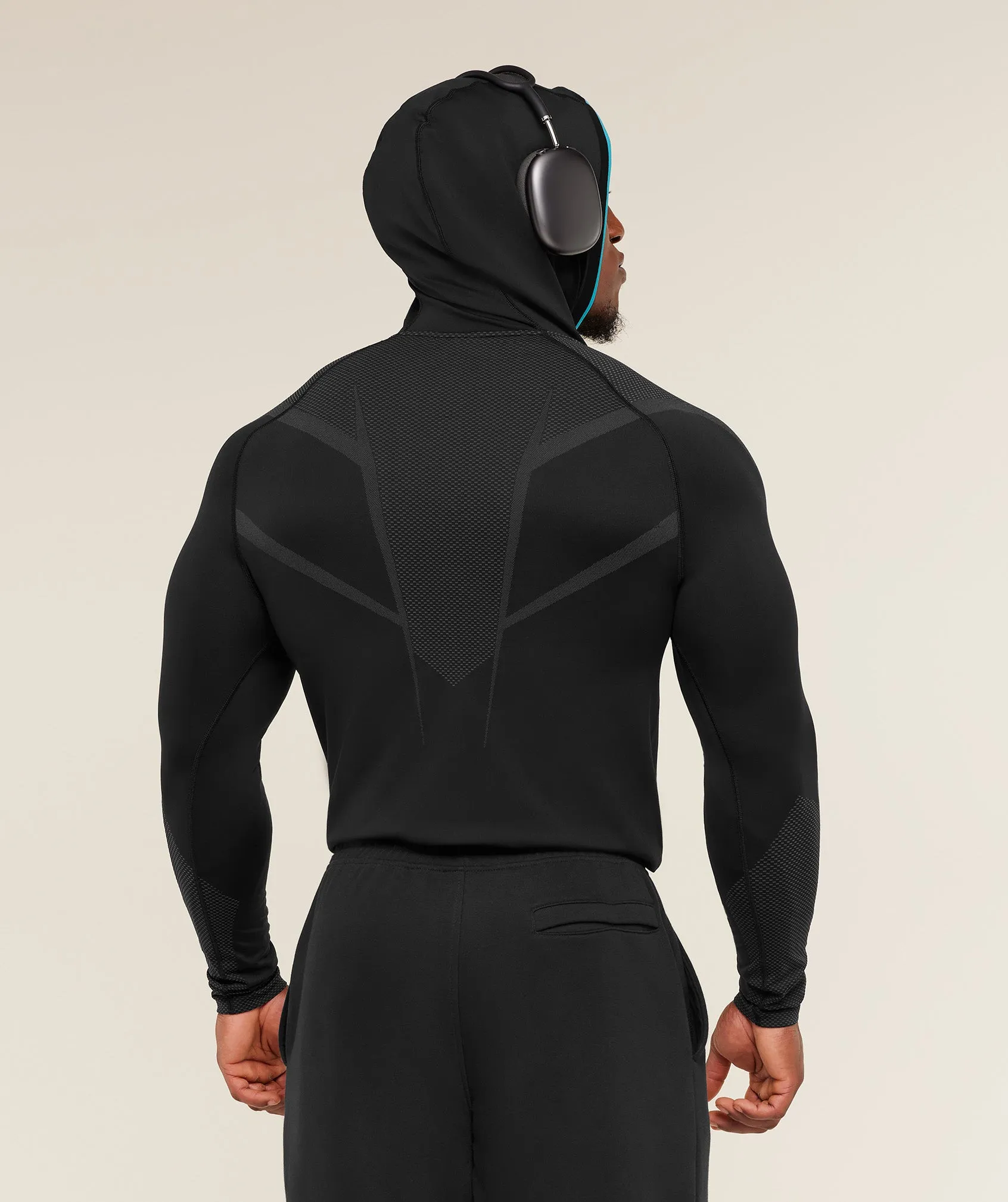 Gymshark Onyx 5.0 Seamless Hoodie - Black/Onyx Grey sold by Gymshark product image thumbnail 2
