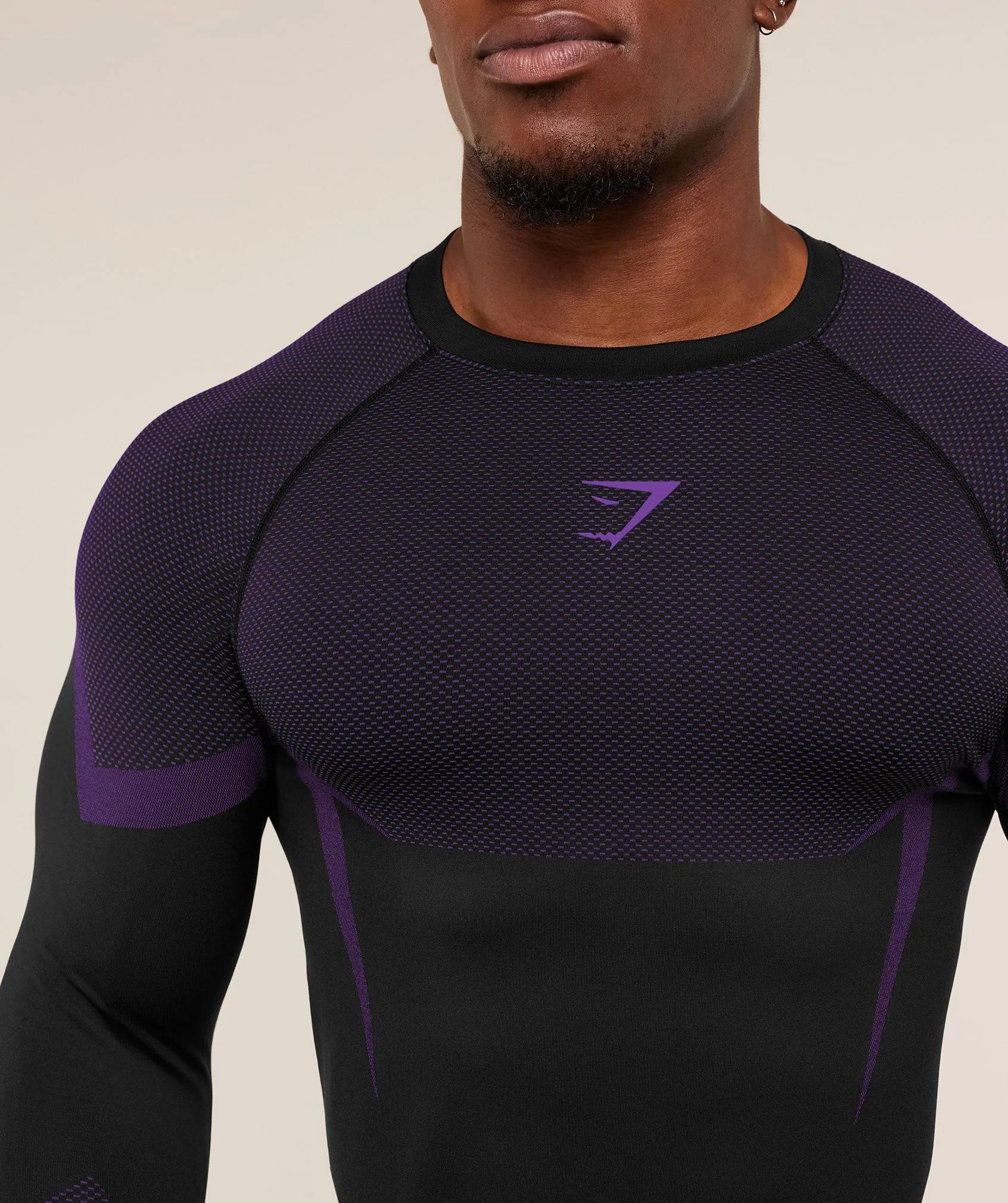 Gymshark Onyx 5.0 Seamless Long Sleeve T-Shirt - Black/Athletic Purple sold by Gymshark product image thumbnail 5