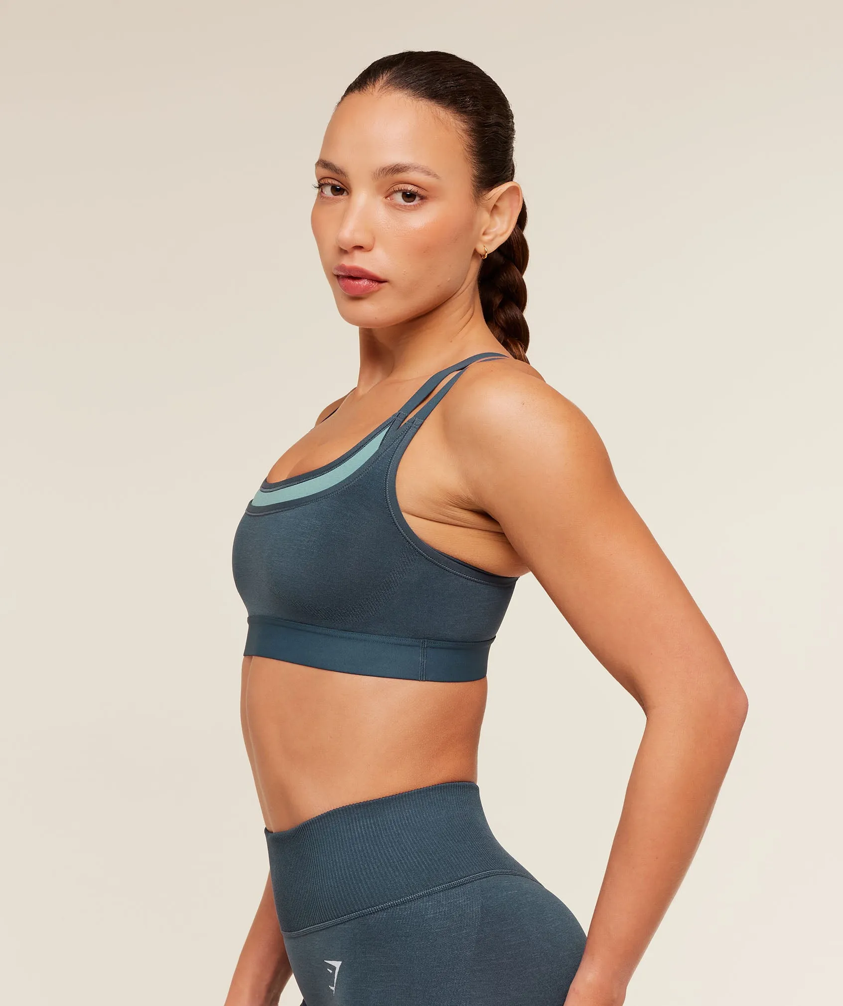 Gymshark Interval Seamless Medium Support Sports Bra - Stealth Blue/Storm Blue sold by Gymshark product image thumbnail 4