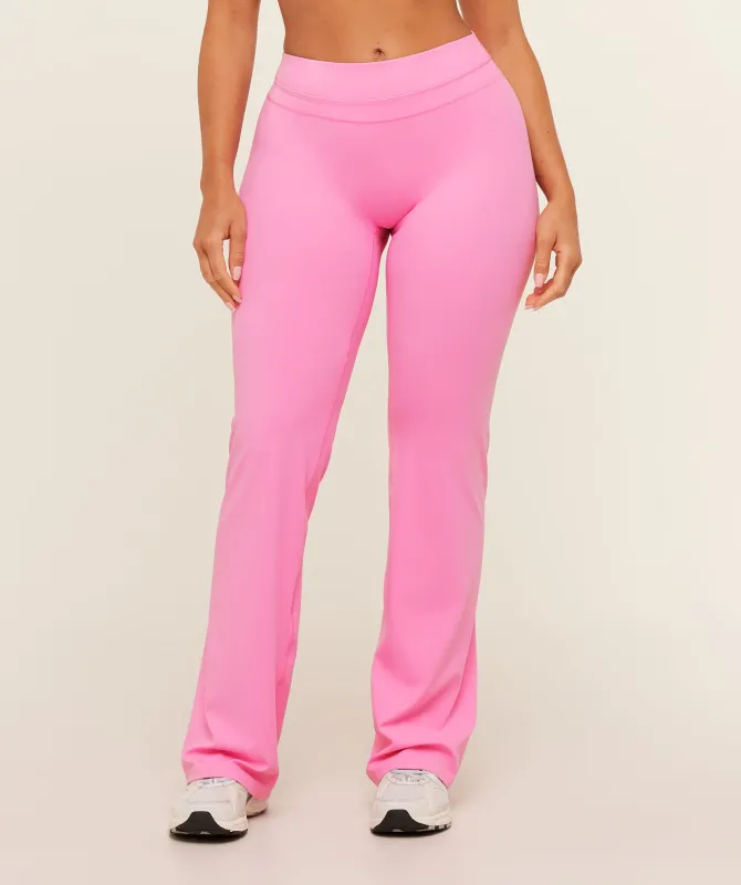 Gymshark Whitney Mid-High Rise Flared Leggings - Focus Pink made by Gymshark