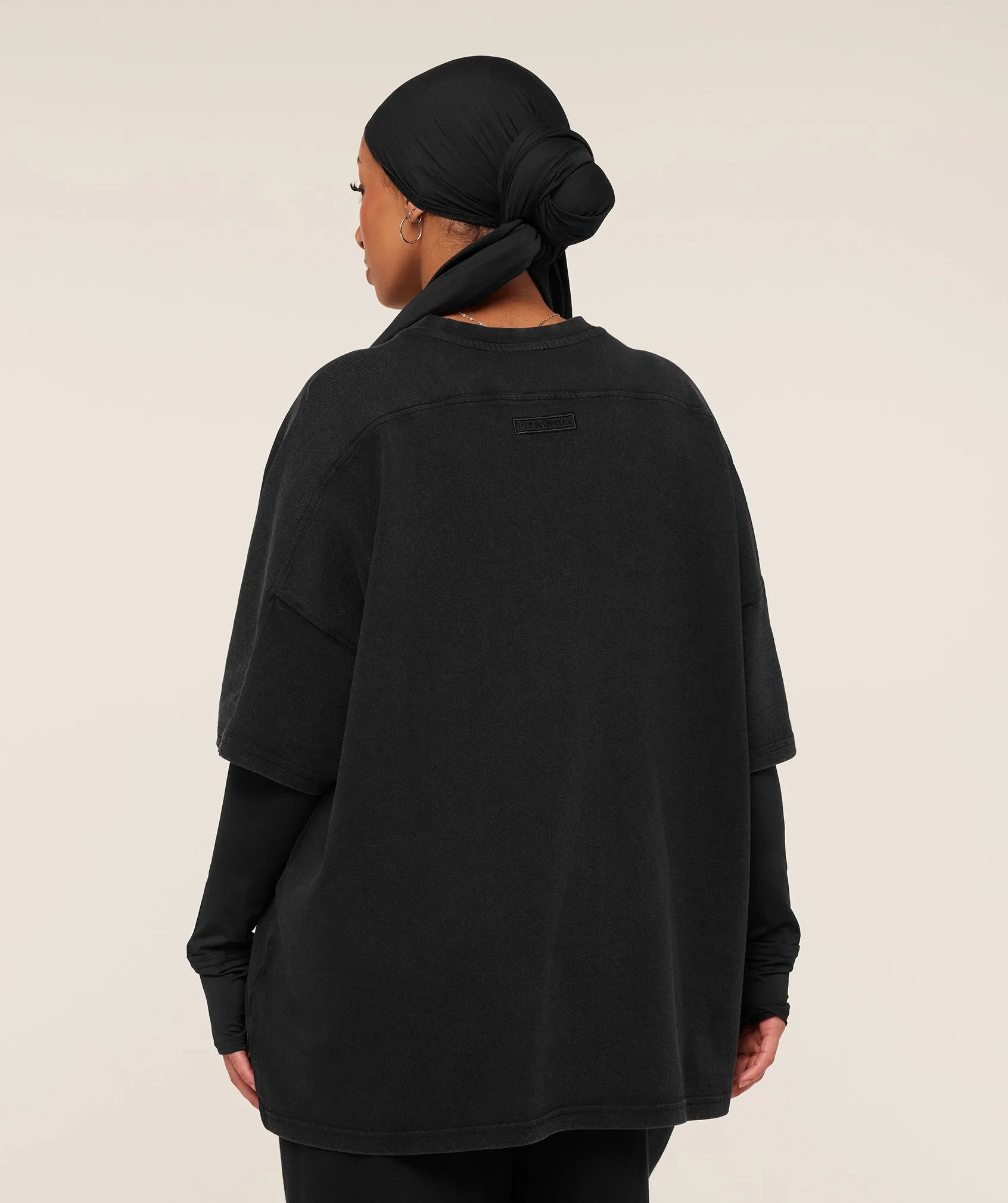 Gymshark Pump Cover Structured Fleece Top - Black/Wash sold by Gymshark product image thumbnail 2