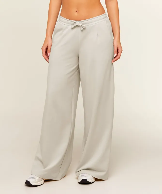 Gymshark Lightweight Wide Leg Pants Regular - Pebble Grey made by Gymshark