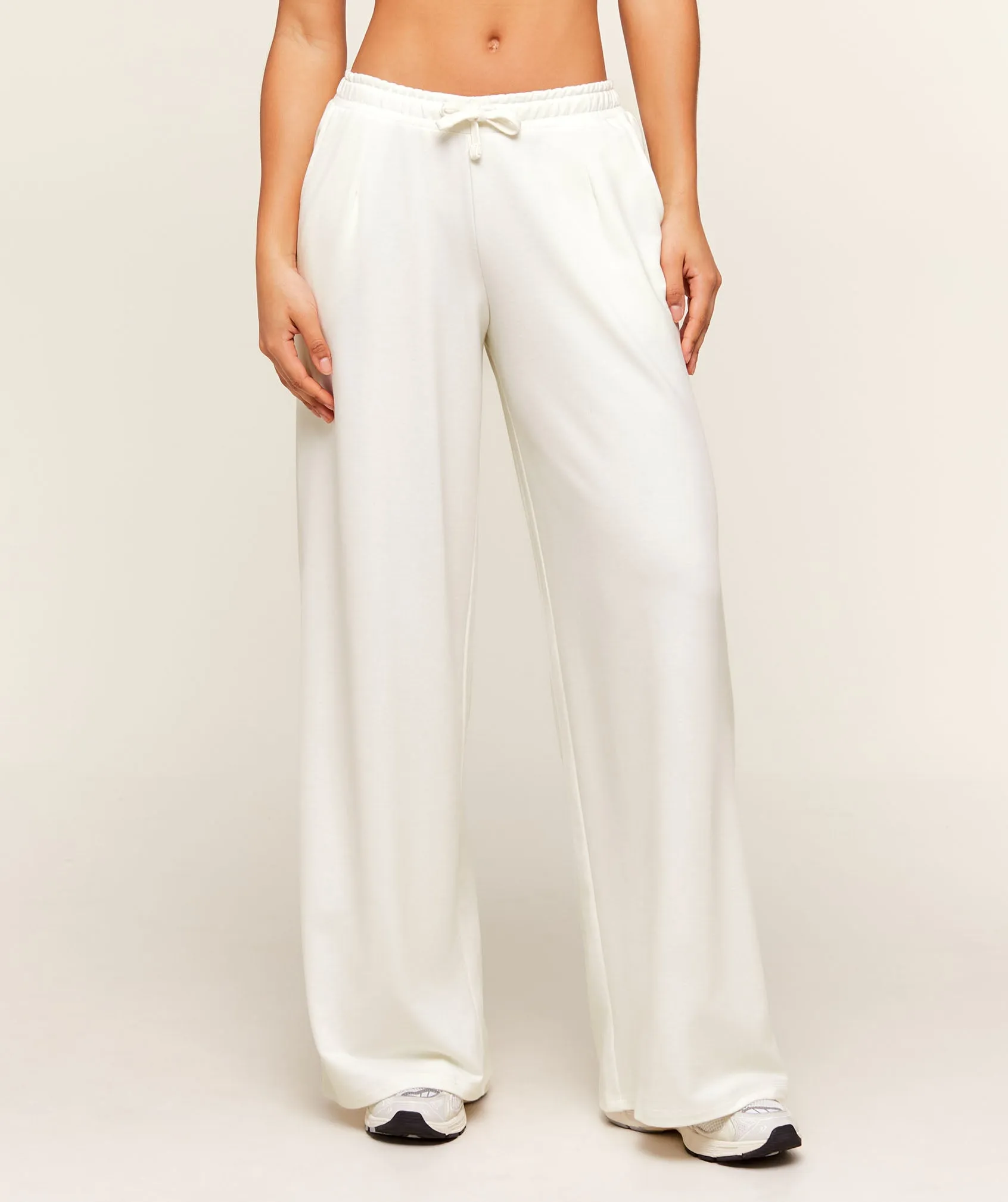 Gymshark Lightweight Wide Leg Pant Tall - Soft White sold by Gymshark