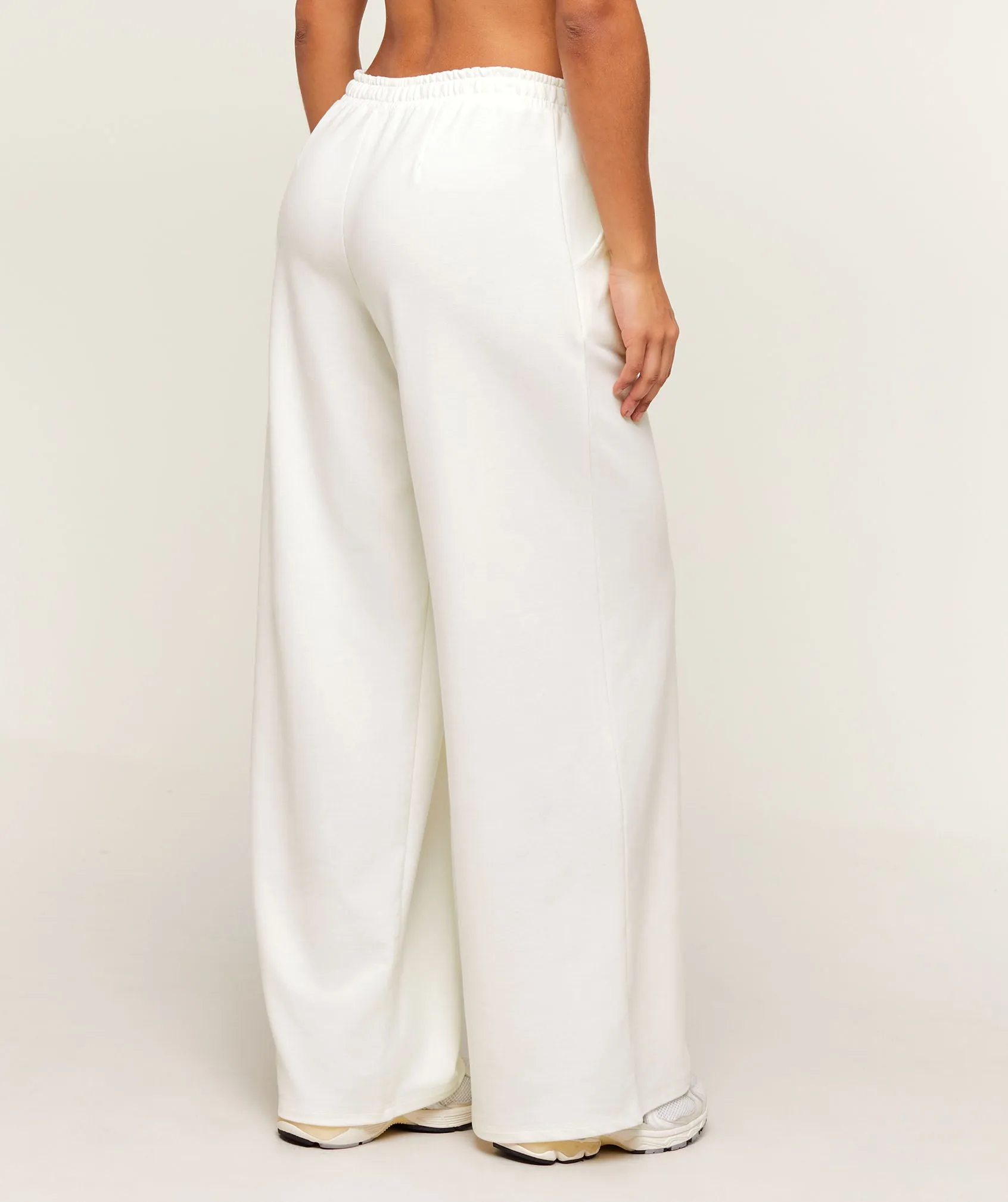 Gymshark Lightweight Wide Leg Pant Tall - Soft White sold by Gymshark product image thumbnail 3
