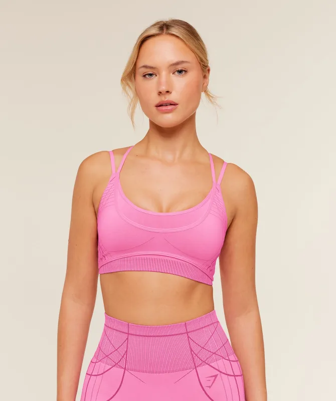 Gymshark Apex Seamless Strappy Sports Bra - Focus Pink/Super-Set Pink made by Gymshark