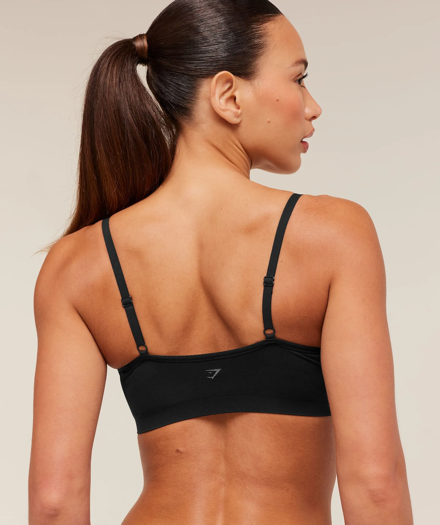 Gymshark FeatherForm V-Neck Bralette - Black sold by Gymshark product image thumbnail 5