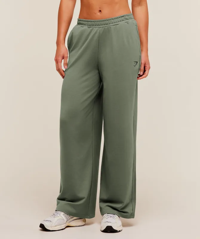 Gymshark Lifting Dipped Waistband Pants - Unit Green made by Gymshark