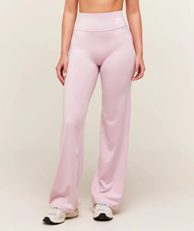 Gymshark Training Straight Leg Leggings - Haze Pink made by Gymshark