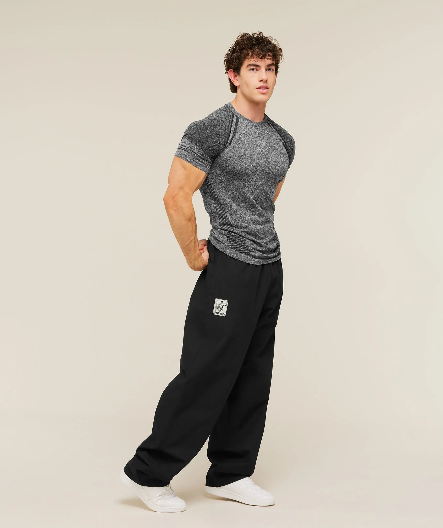 Gymshark Devant Seamless T-Shirt - Black sold by Gymshark product image thumbnail 4