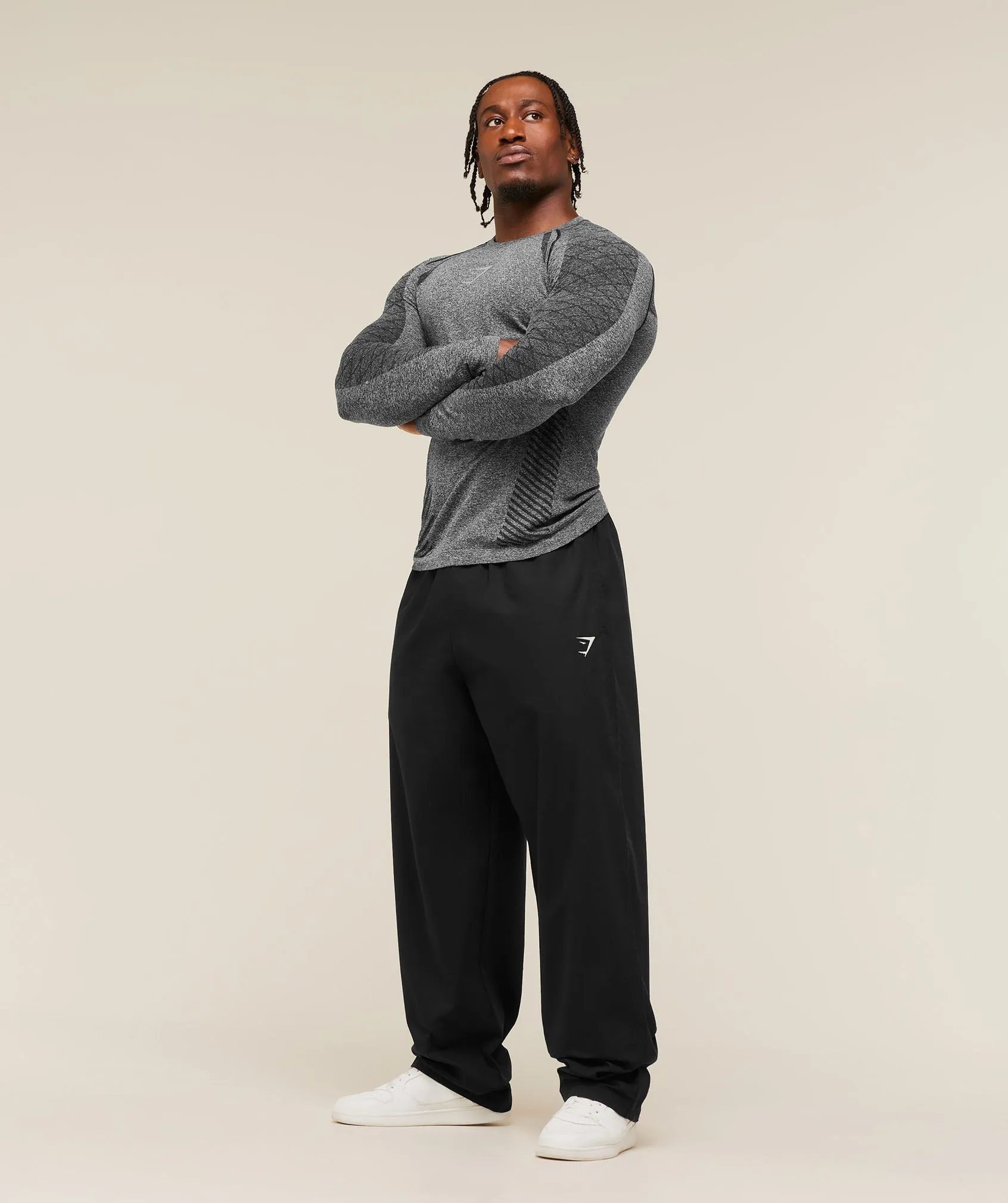 Gymshark Devant Seamless Long Sleeve T-Shirt - Black sold by Gymshark product image thumbnail 5