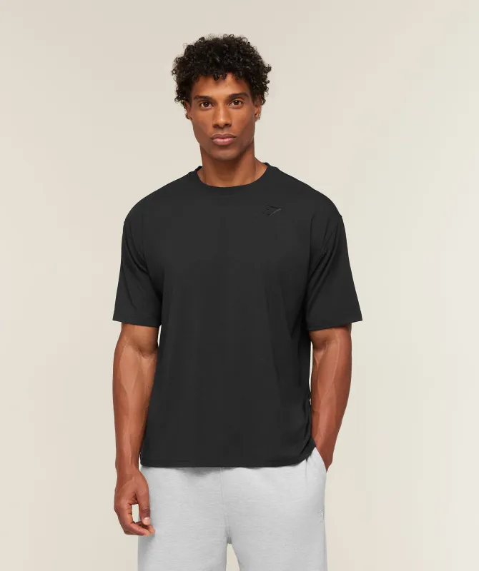 Gymshark Campus Crest T-Shirt - Black made by Gymshark