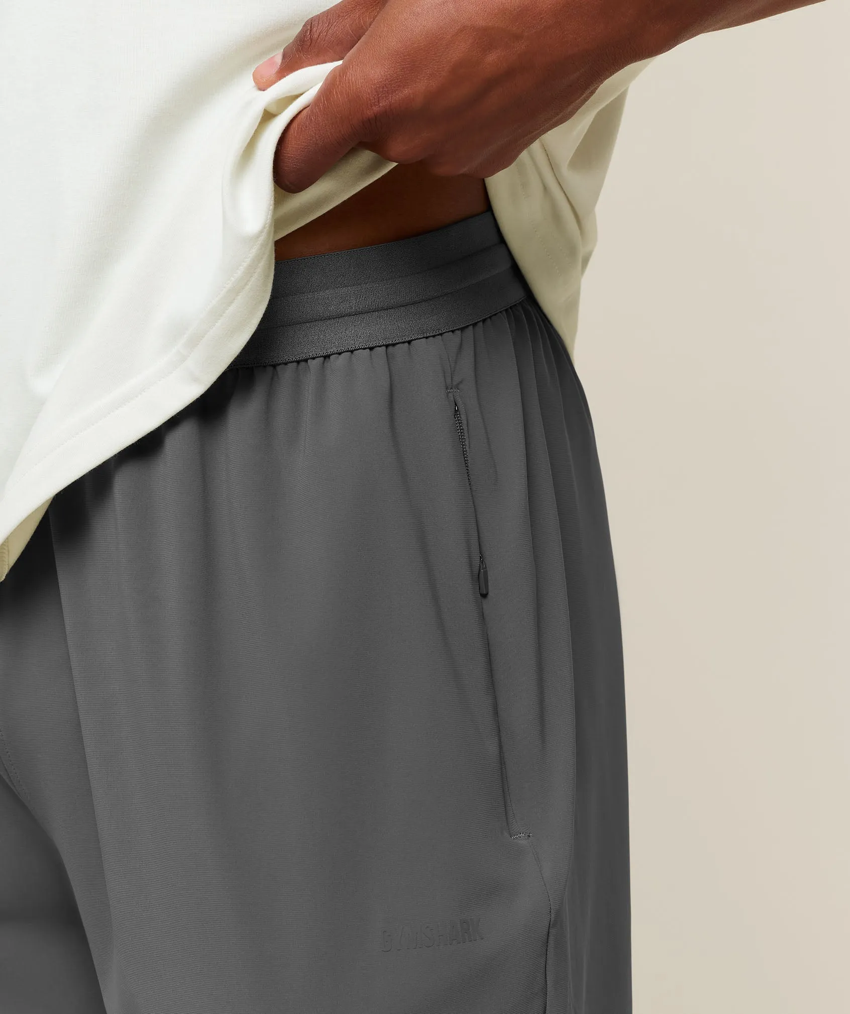 Gymshark Campus Crest Cuffed Pants - Dark Grey sold by Gymshark product image thumbnail 4