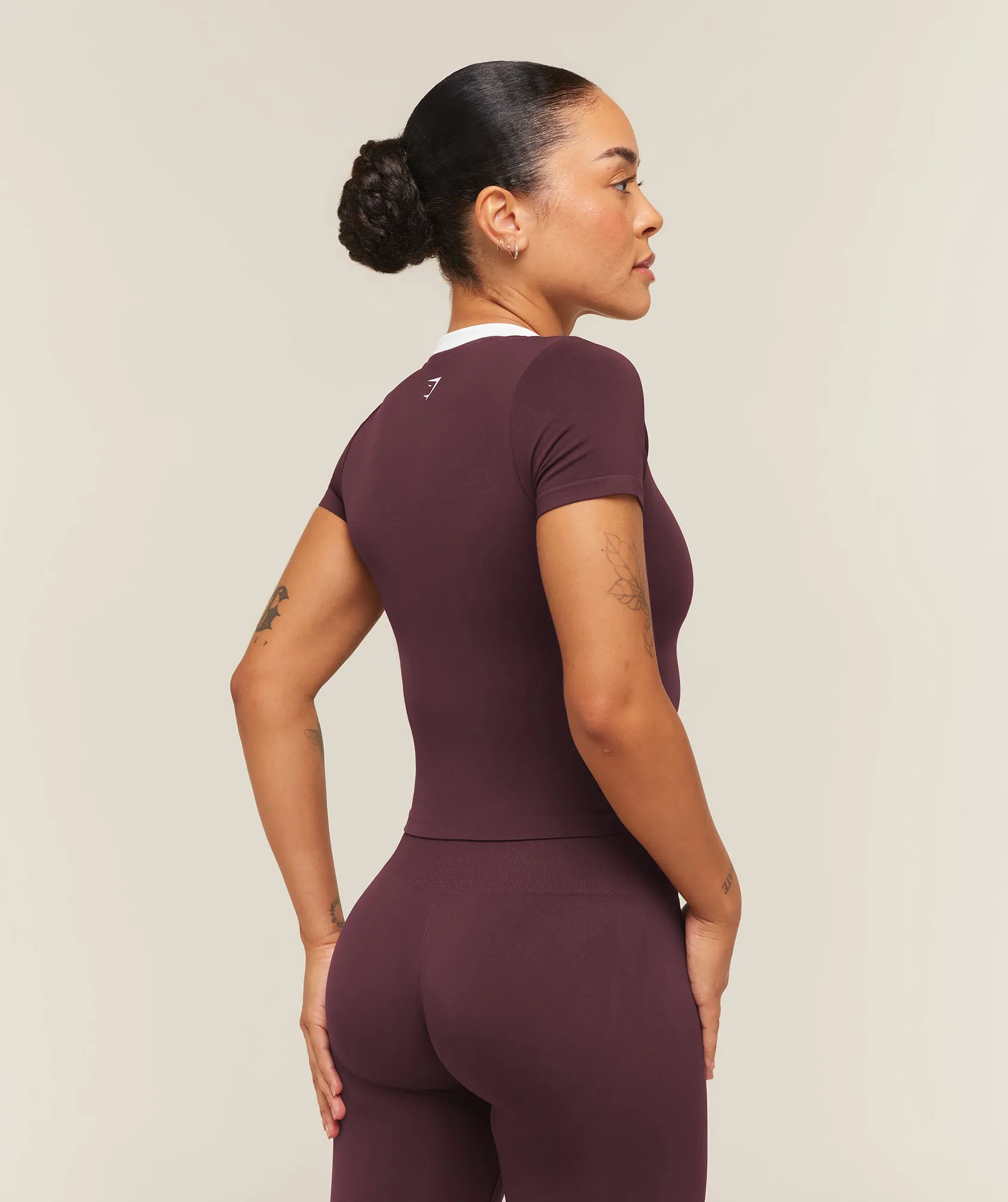 Gymshark Everyday Seamless Contrast T-Shirt - Cherry Purple sold by Gymshark product image thumbnail 2