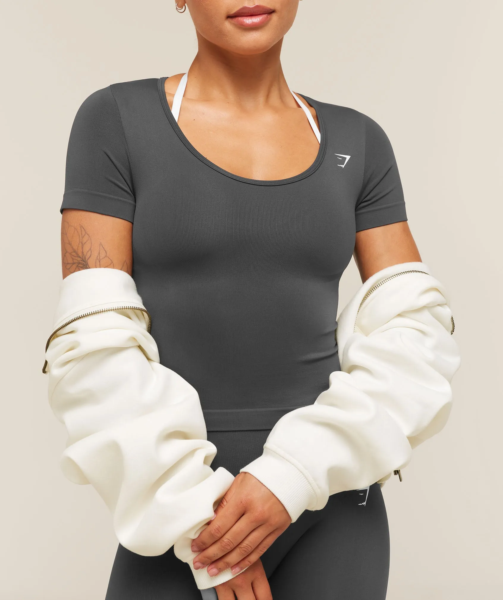 Gymshark Everyday Seamless Tight Fit Crew Neck Tee - Onyx Grey sold by Gymshark