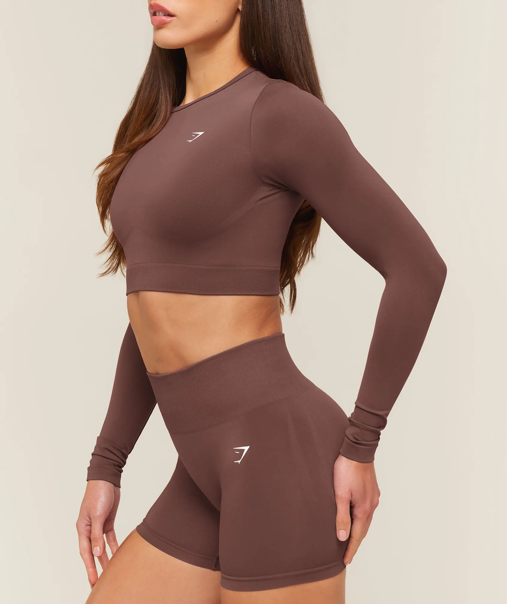 Gymshark Everyday Seamless Long Sleeve Crop Top - Espresso Brown sold by Gymshark product image thumbnail 4
