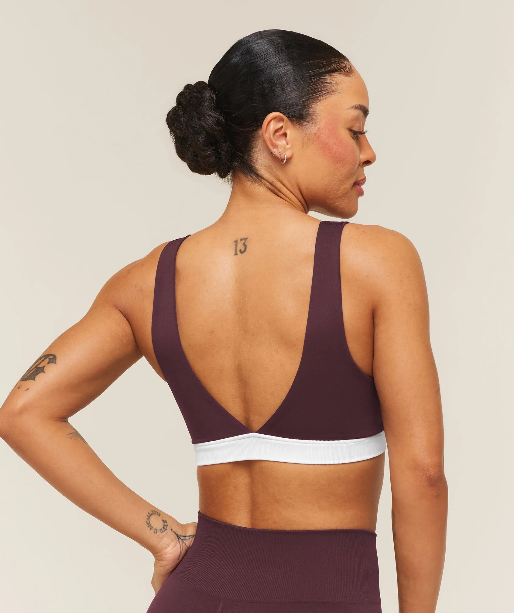 Gymshark Everyday Seamless Contrast Bra - Cherry Purple sold by Gymshark product image thumbnail 2