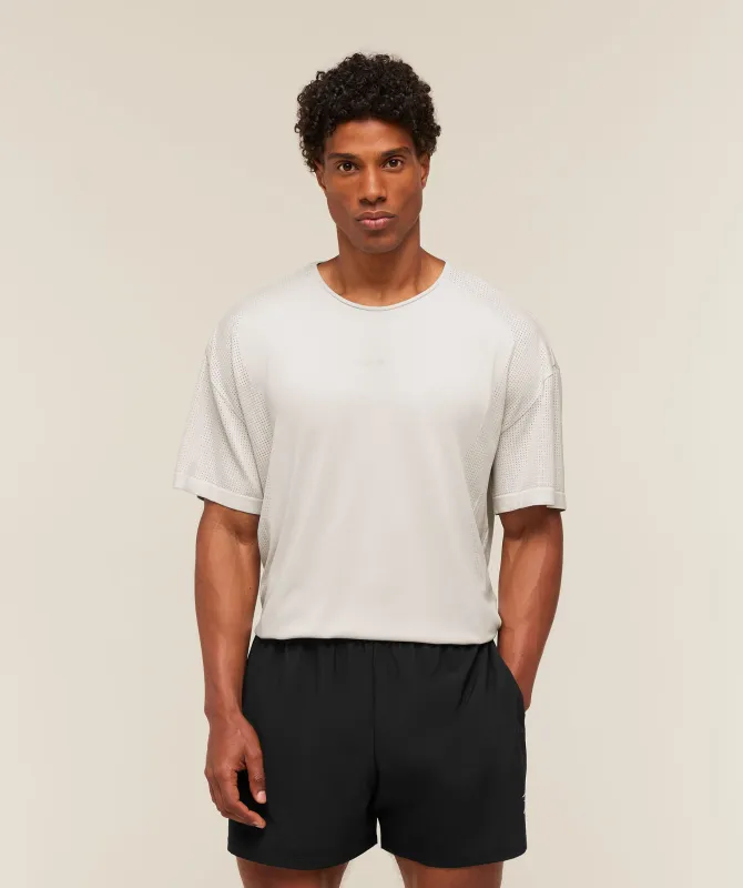 Gymshark Distance Seamless T-Shirt - Mist Grey made by Gymshark