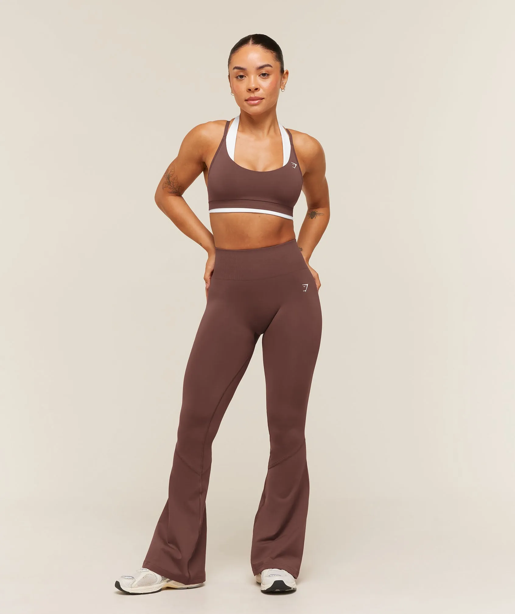 Gymshark Everyday Seamless Flared Leggings - Espresso Brown sold by Gymshark product image thumbnail 4