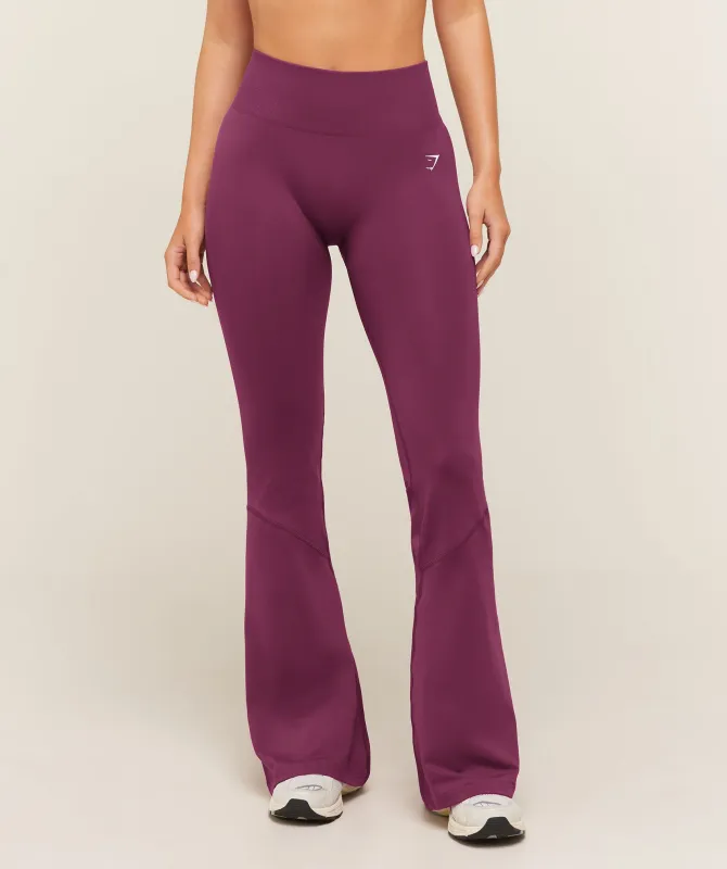 Gymshark Everyday Seamless Flared Leggings - Strength Pink made by Gymshark