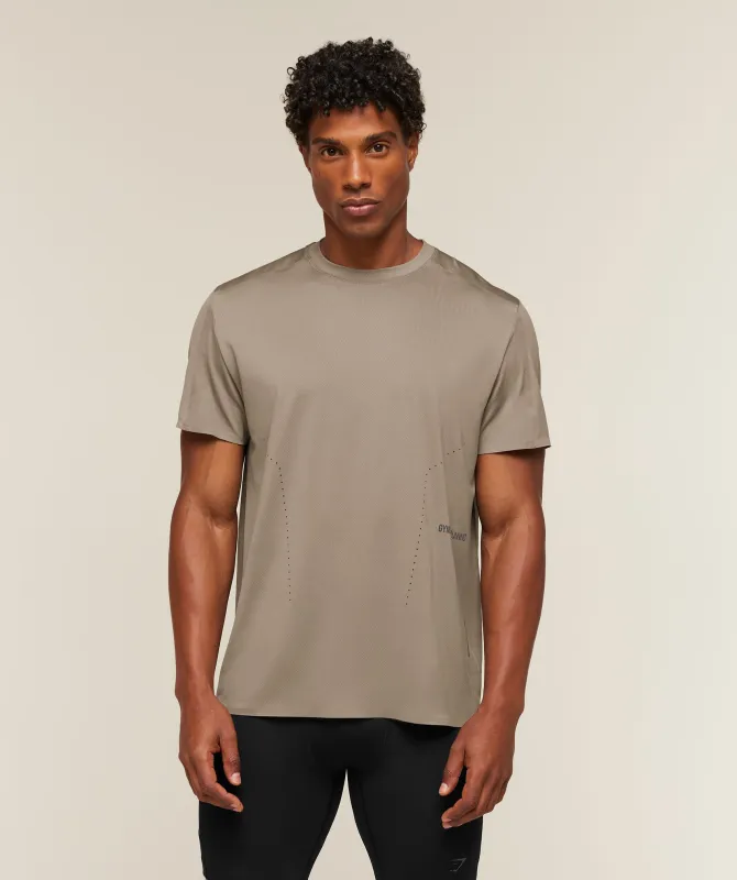 Gymshark Running Elite Reg Fit T-Shirt - Lifestyle Brown made by Gymshark