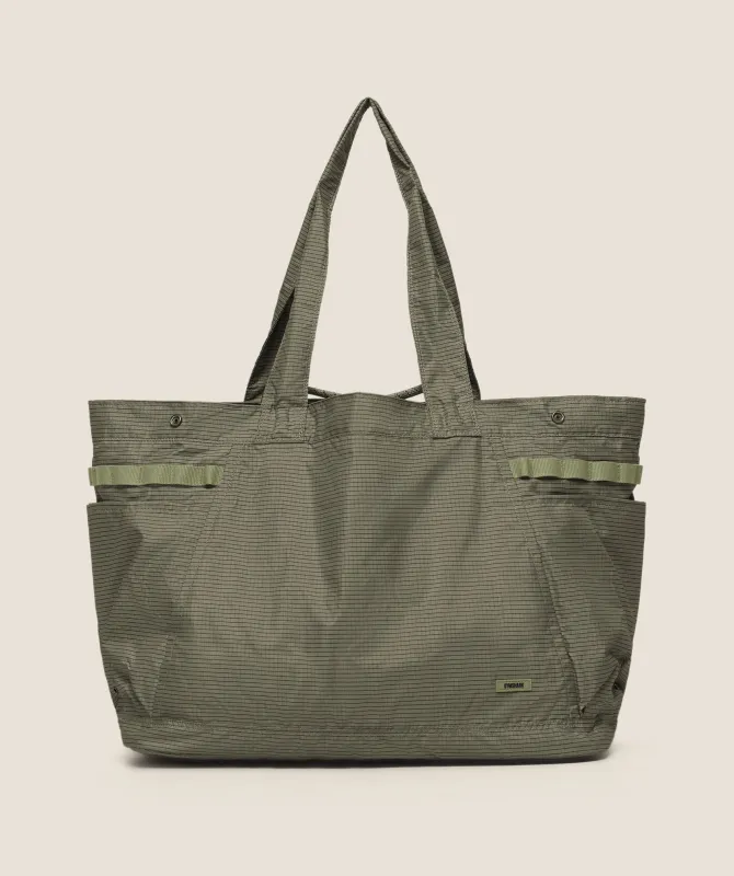 Gymshark Hybrid Tote - Grounded Green made by Gymshark