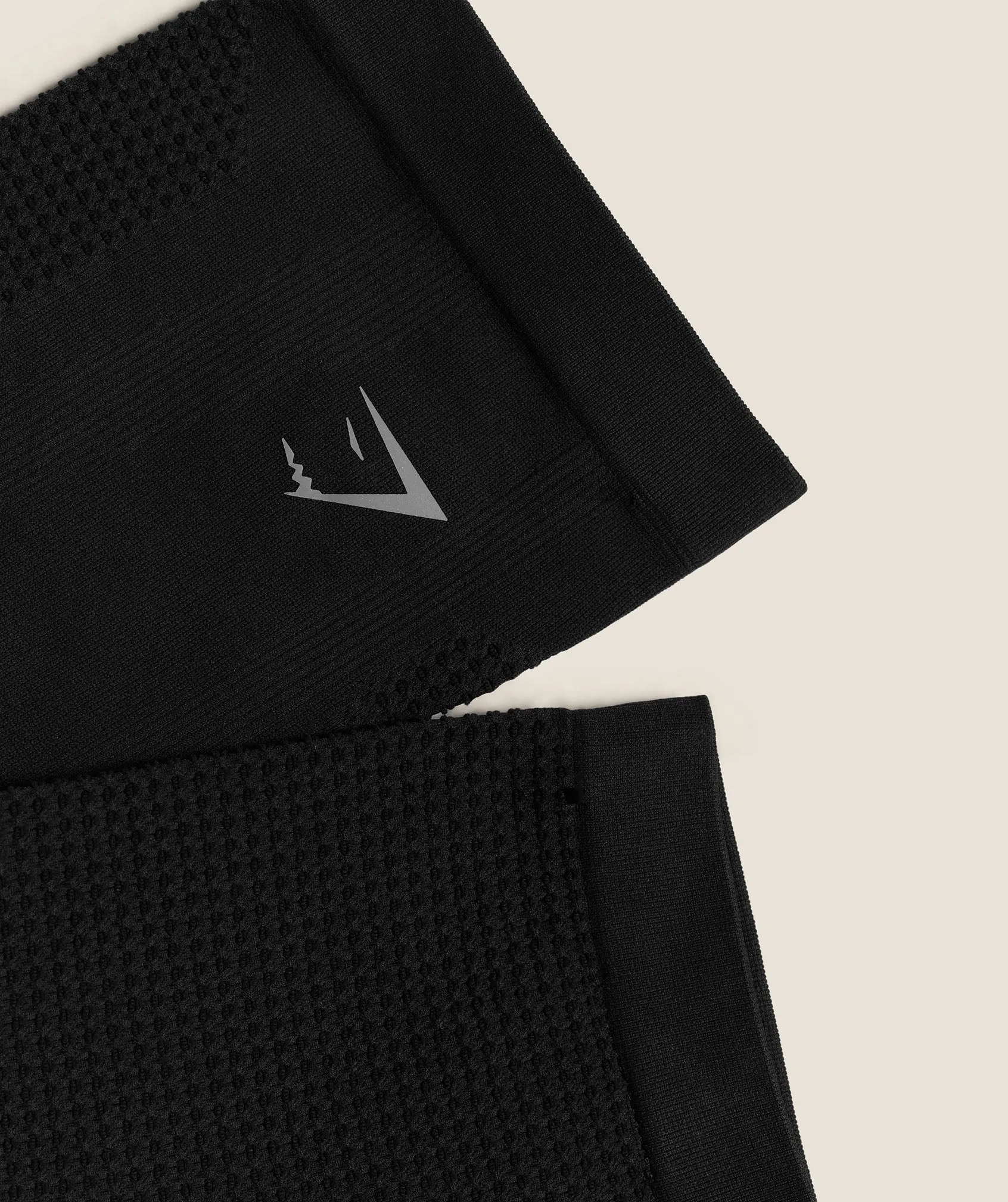 Gymshark Seamless Calf Sleeves - Black sold by Gymshark product image thumbnail 3