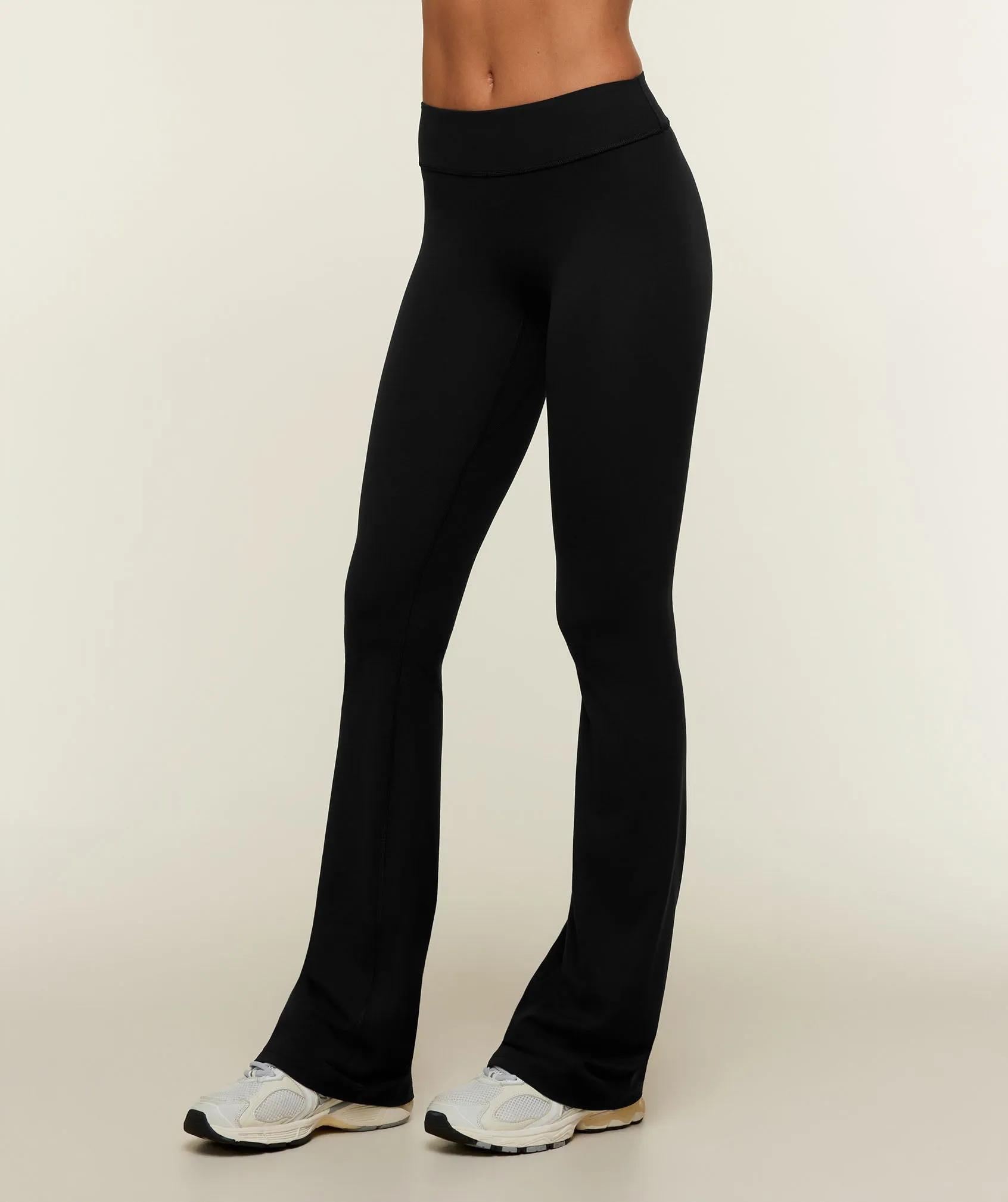 Gymshark SoftSense™ Mid-Rise Flared Leggings Tall - Black sold by Gymshark product image thumbnail 3