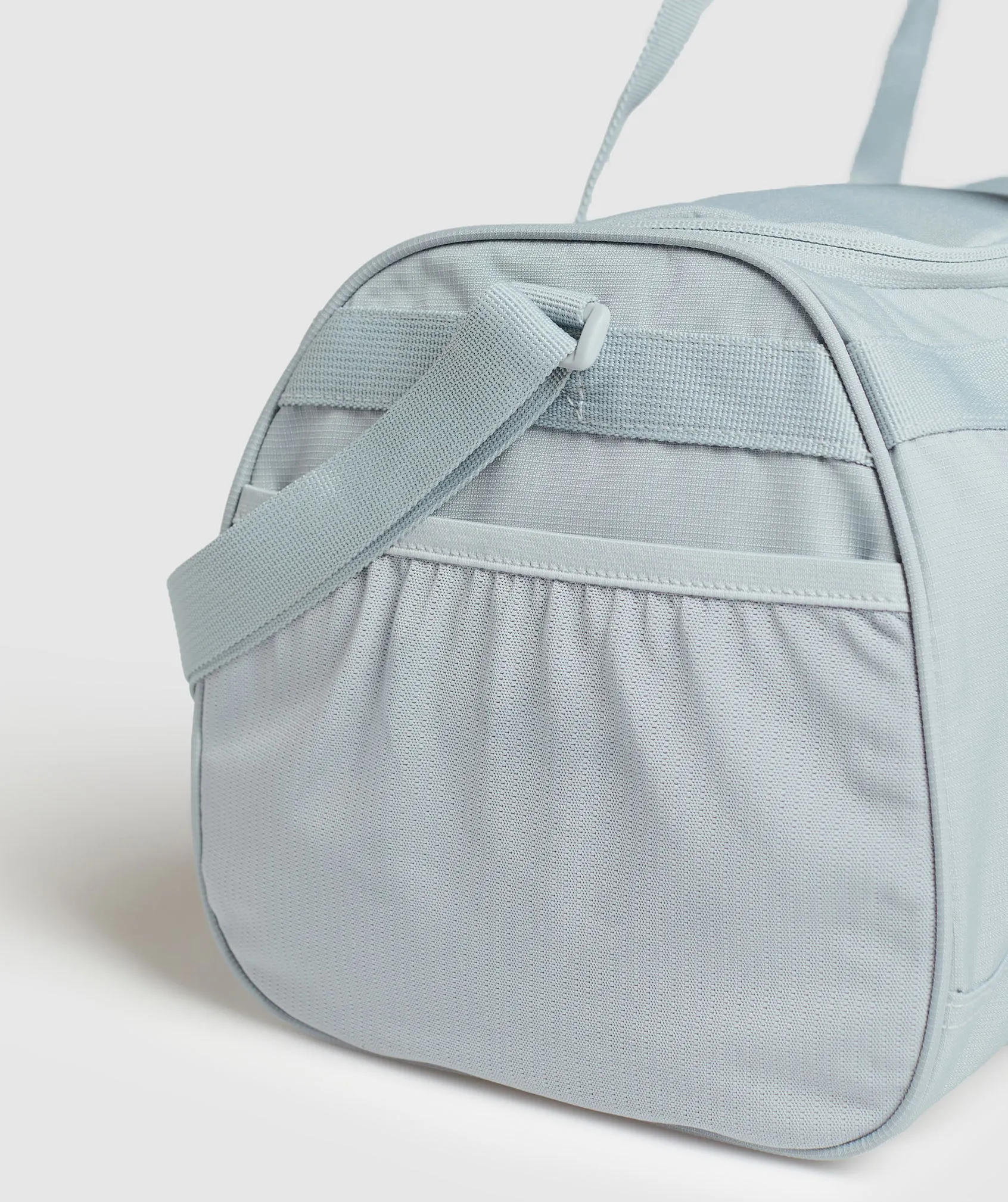 Gymshark Active Holdall Small - Ice Grey sold by Gymshark product image thumbnail 4
