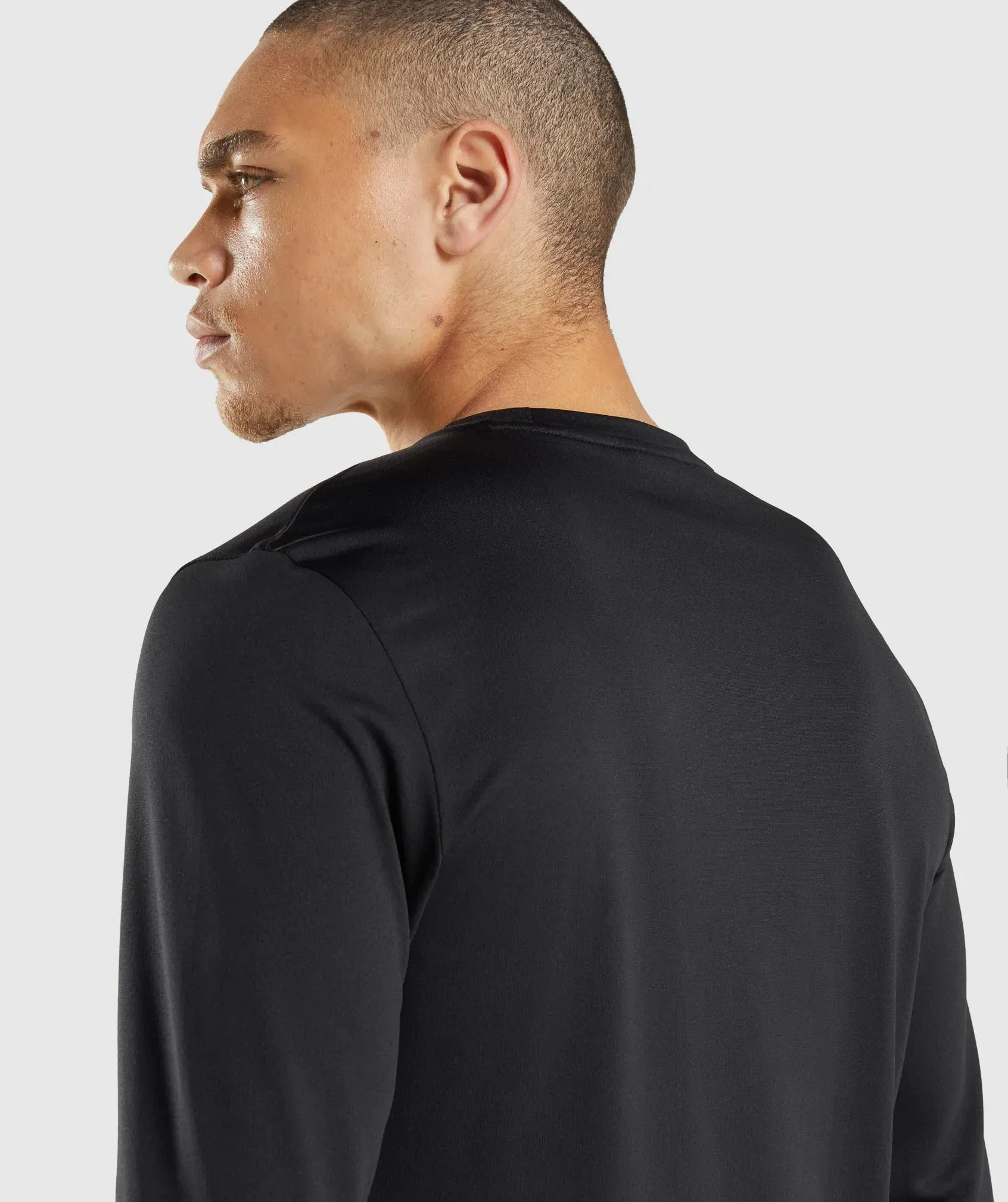 Gymshark Arrival Long Sleeve T-Shirt - Black sold by Gymshark product image thumbnail 5