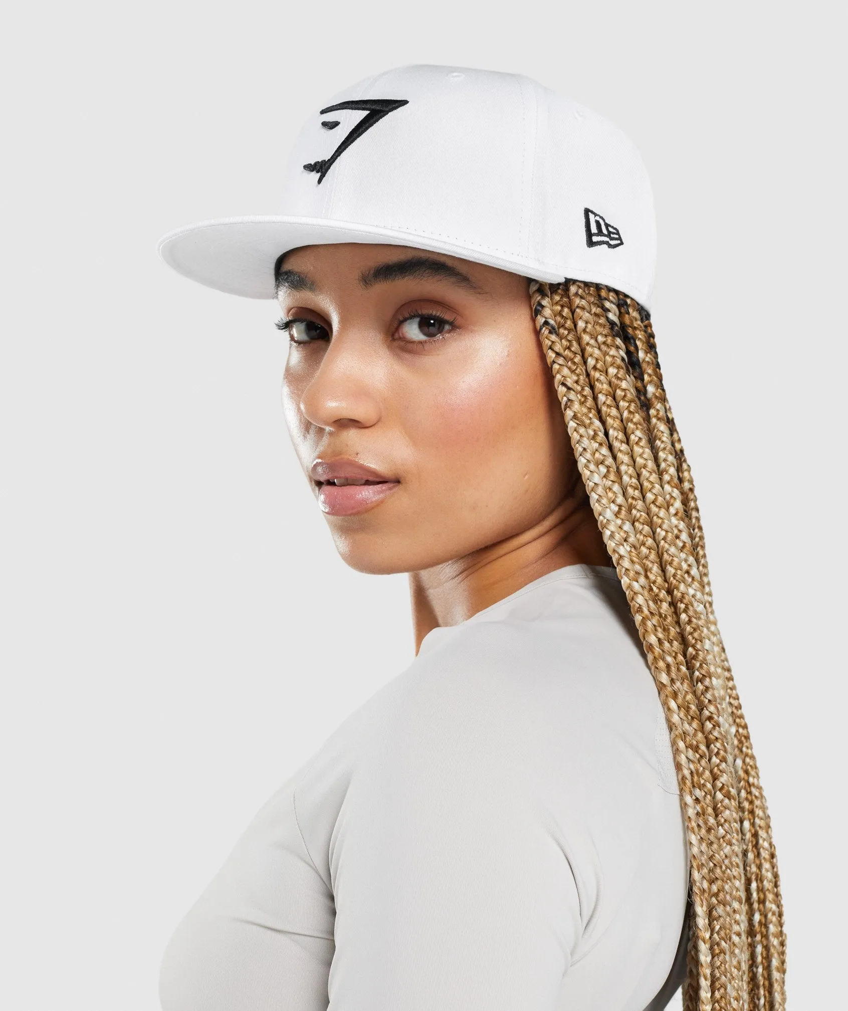 Gymshark New Era 9Fifty Snapback - White/Black sold by Gymshark product image thumbnail 5
