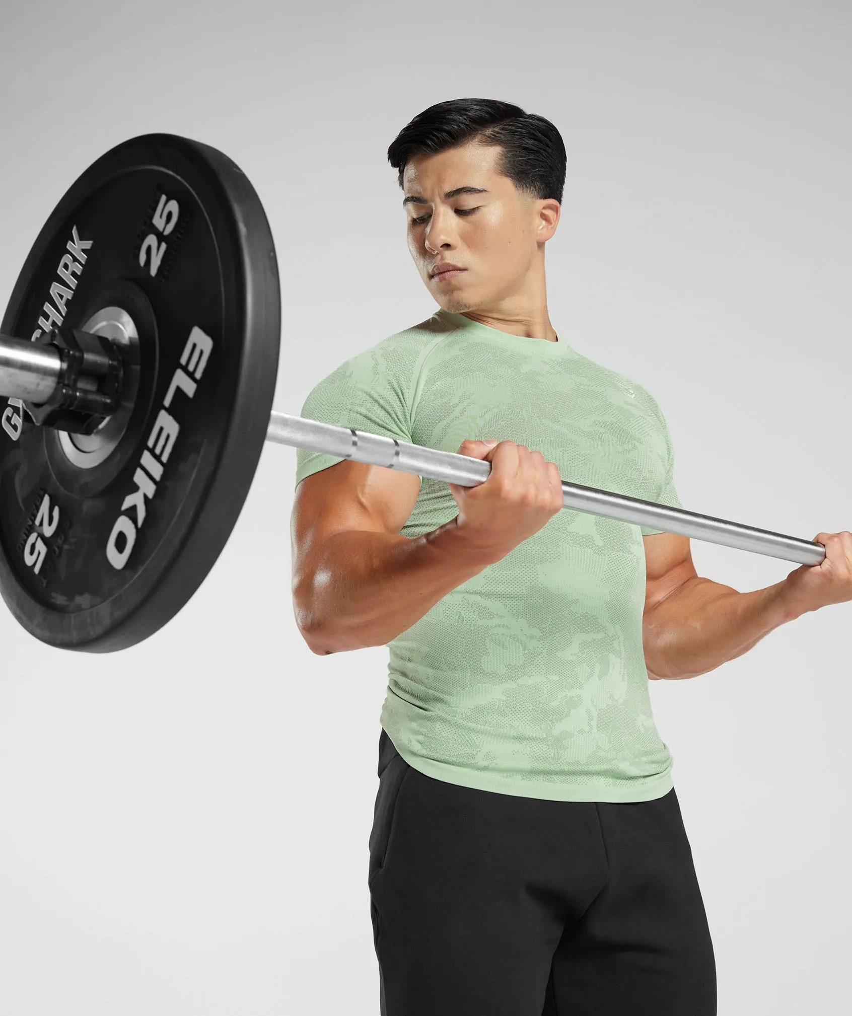 Gymshark Geo Seamless T-Shirt - Flora Green/Willow Green sold by Gymshark product image thumbnail 3