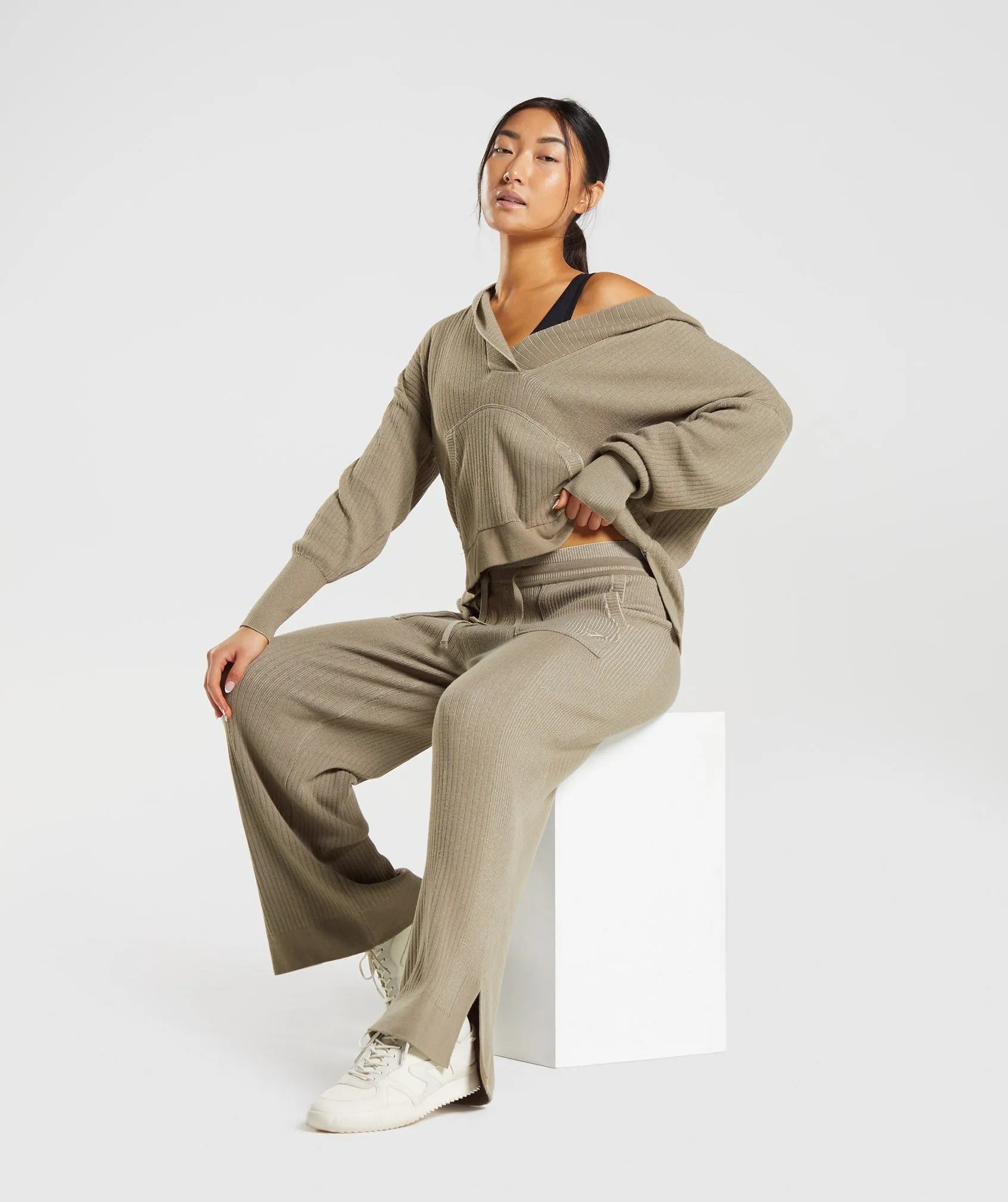 Gymshark Pause Knitwear Pants - Cement Brown/Pebble Grey sold by Gymshark product image thumbnail 5