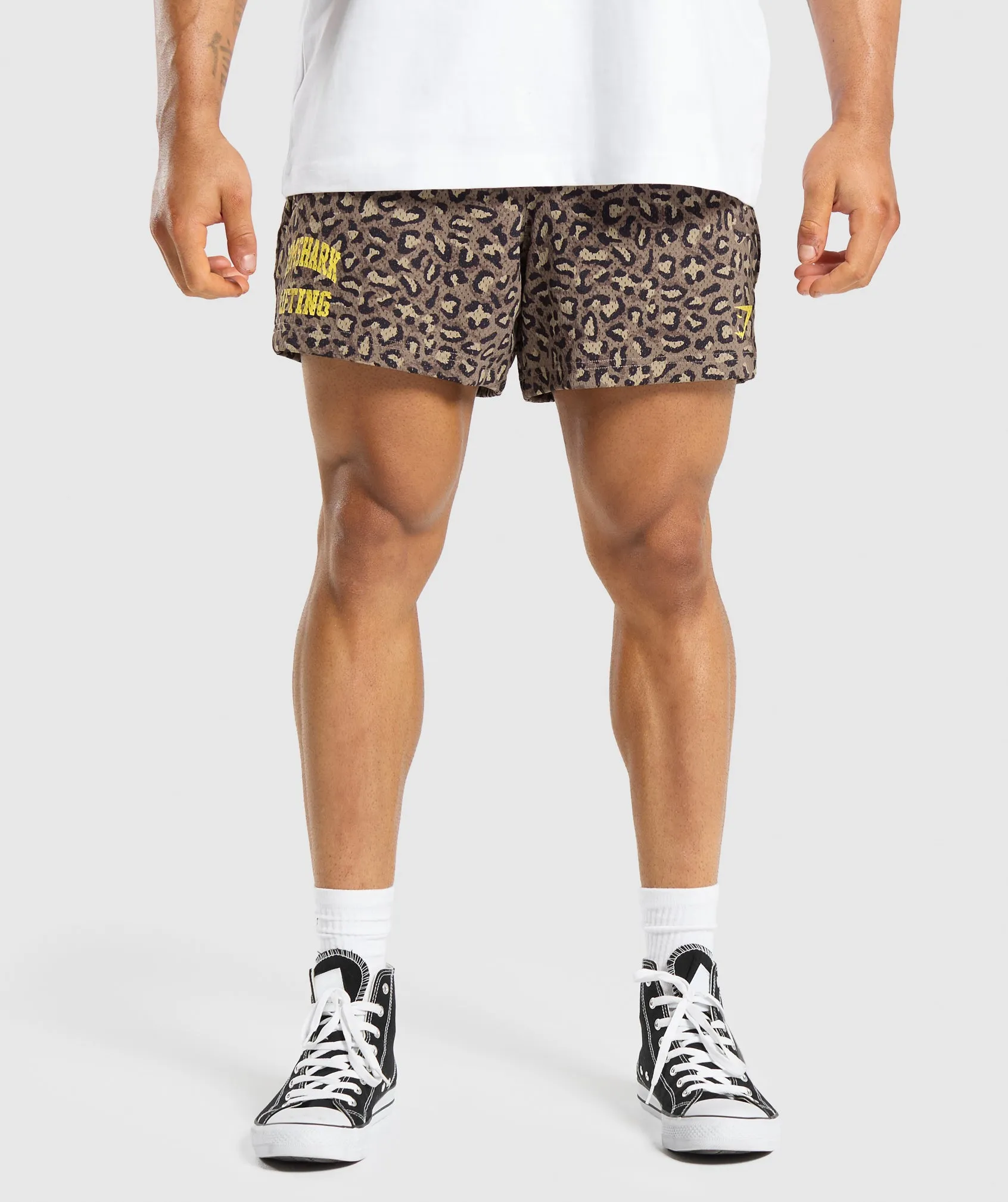 Gymshark Printed Lifting Mesh 5" Shorts - Cement Brown sold by Gymshark