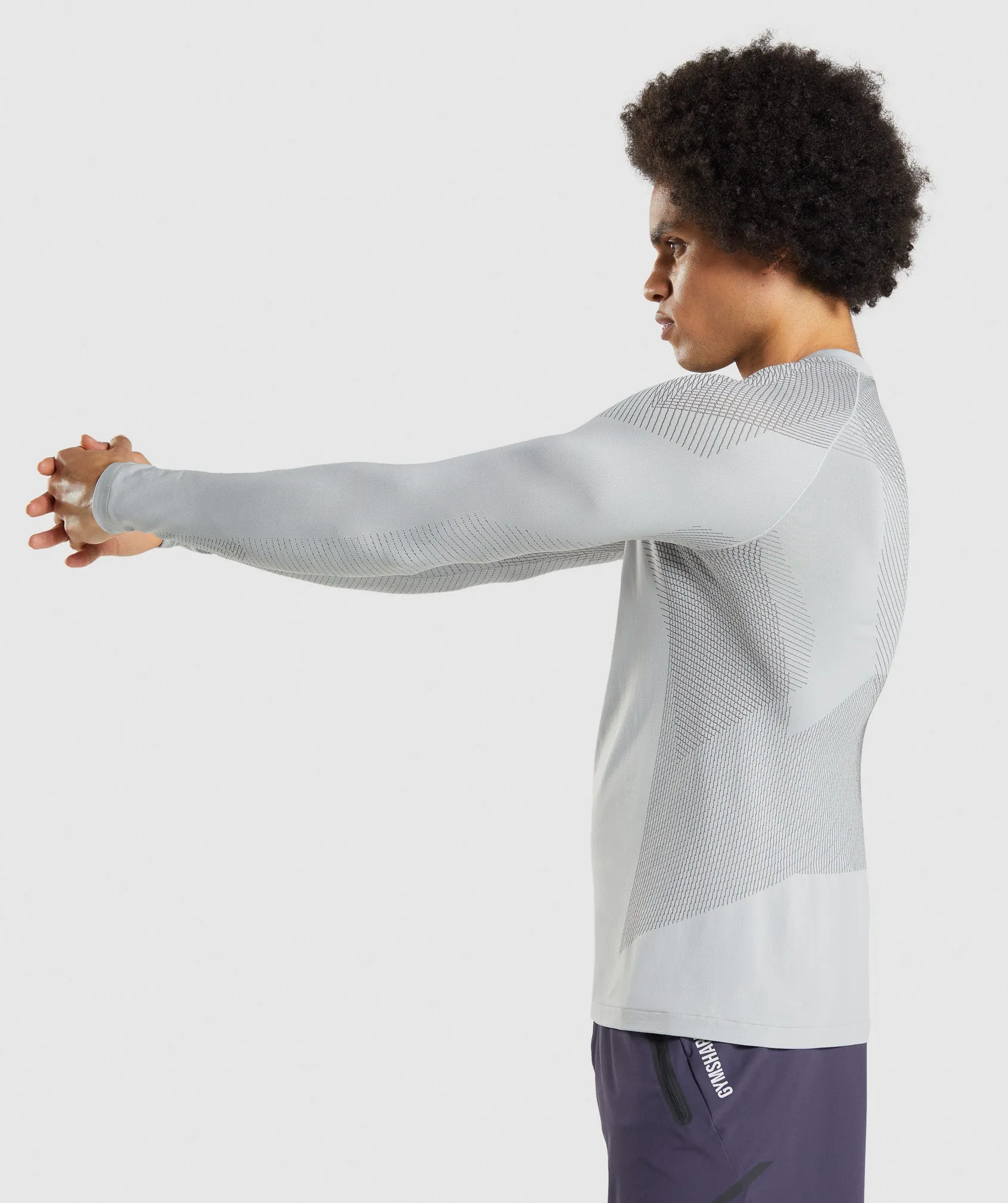 Gymshark Apex Seamless Long Sleeve T-Shirt - Light Grey/Onyx Grey sold by Gymshark product image thumbnail 3