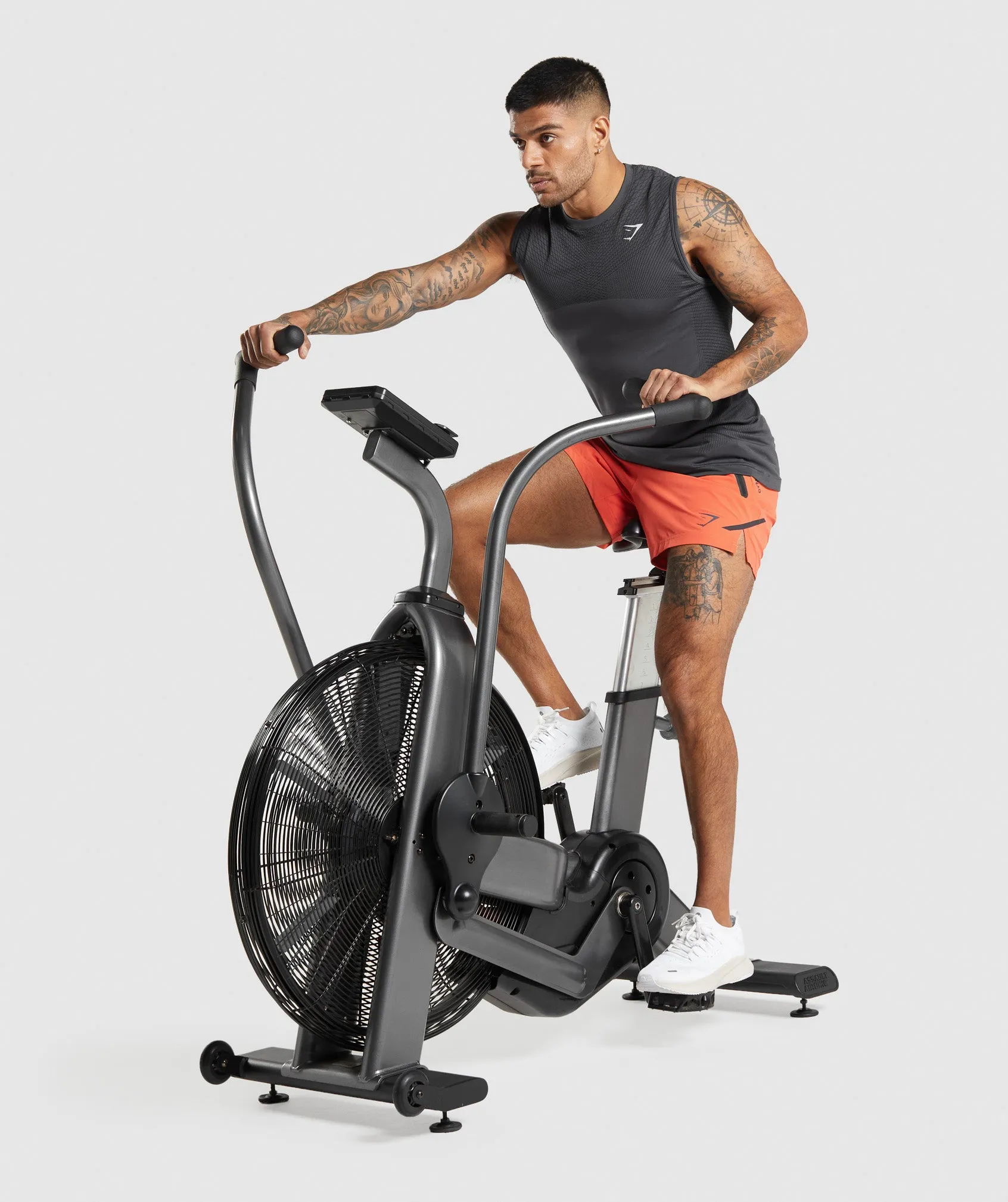 Gymshark Apex 5" Perform Shorts - Papaya Orange sold by Gymshark product image thumbnail 4