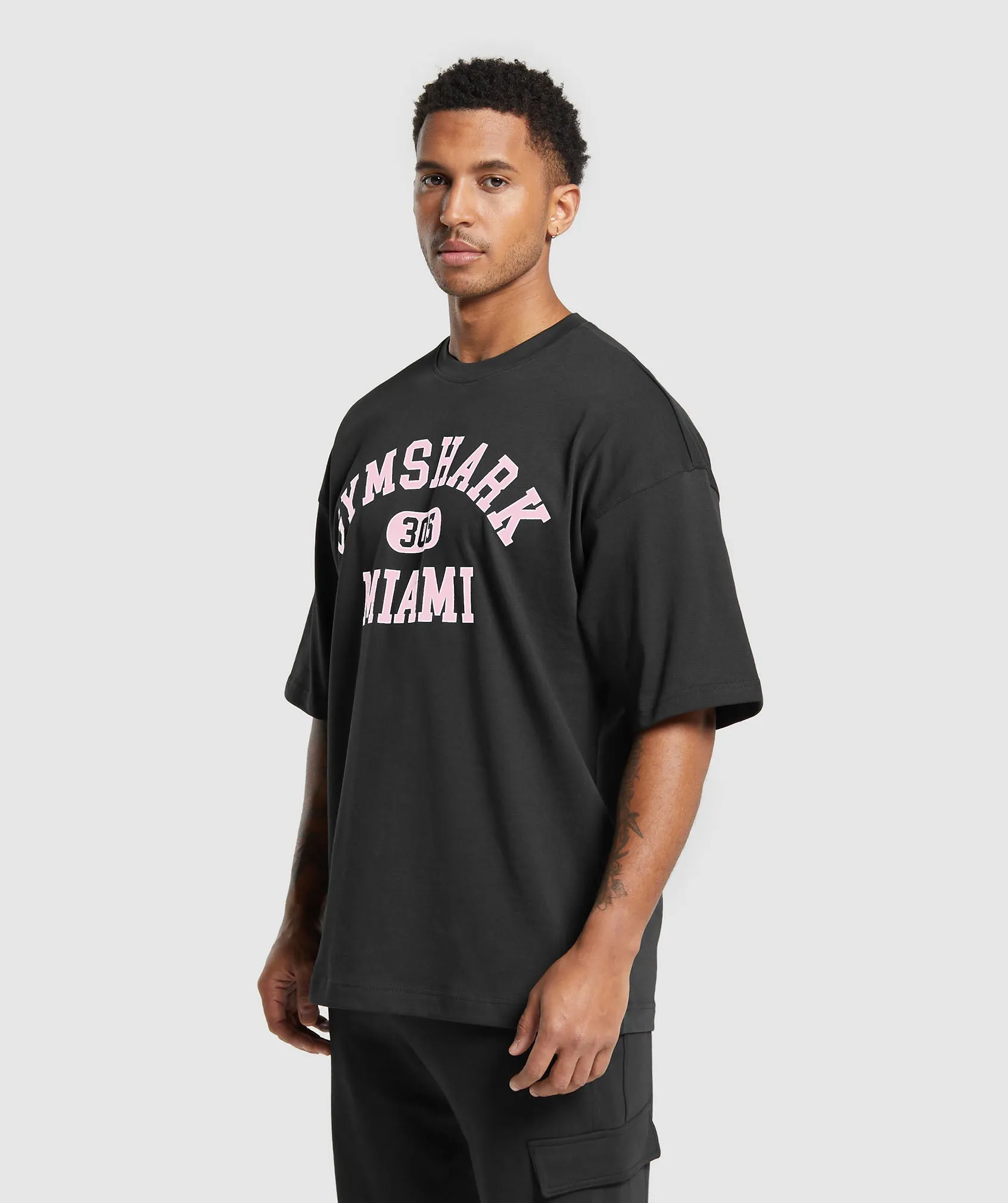 Gymshark Miami Graphic T-Shirt - Black/Dolly Pink sold by Gymshark product image thumbnail 3