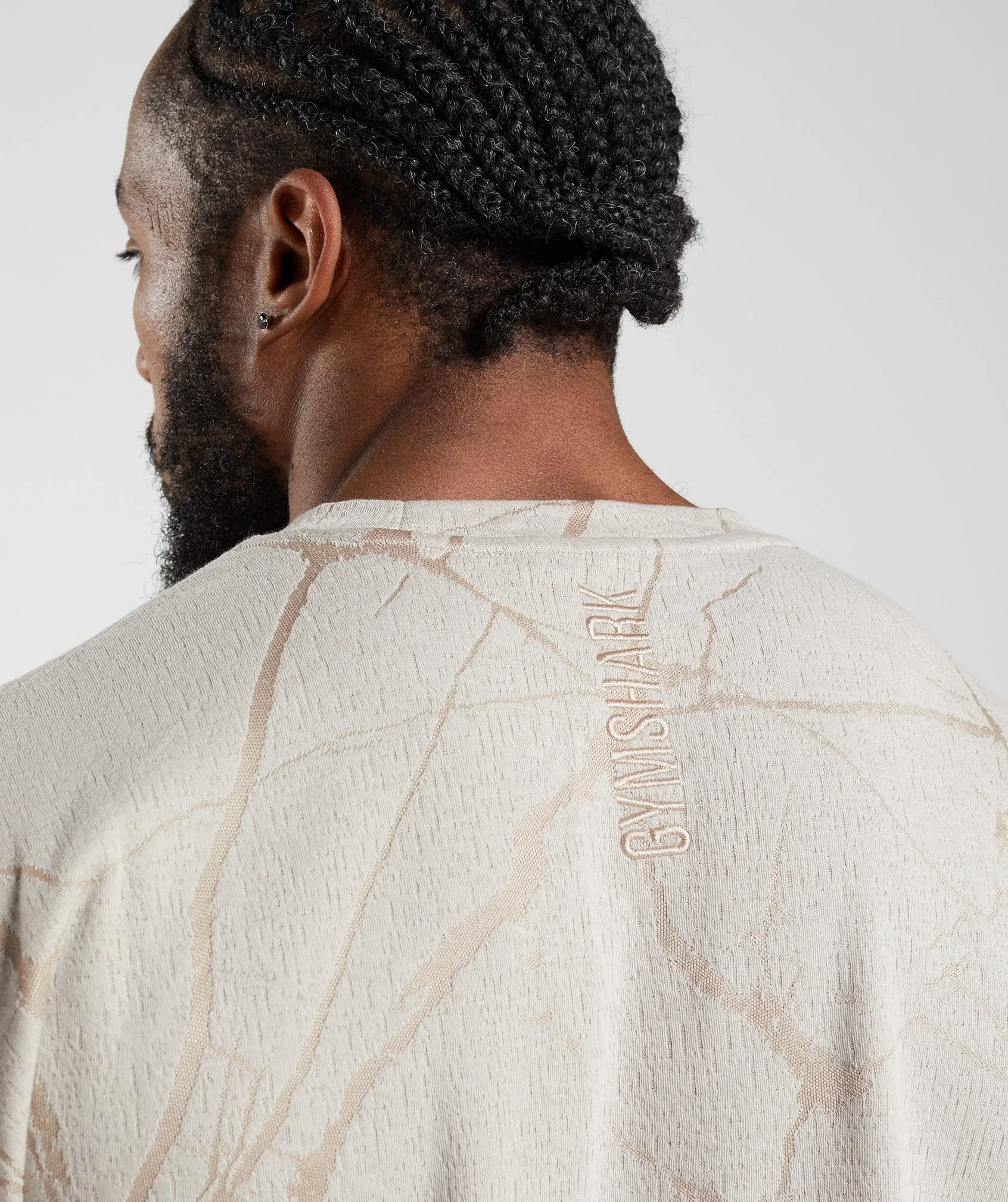 Gymshark Power Short Sleeve Crew - Pebble Grey Print sold by Gymshark product image thumbnail 5